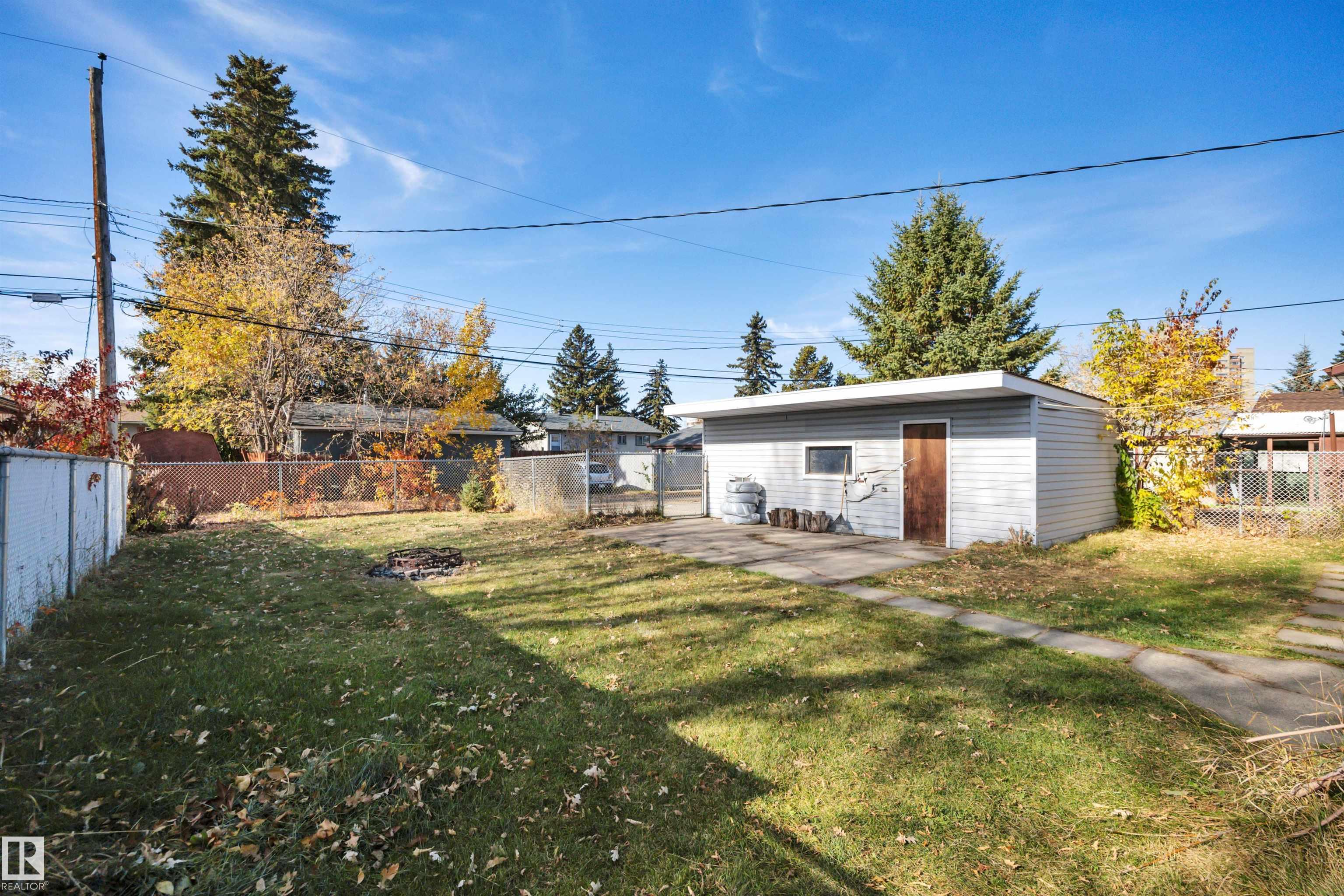 Photo 40 at 8328 165 Street NW, Elmwood, Edmonton