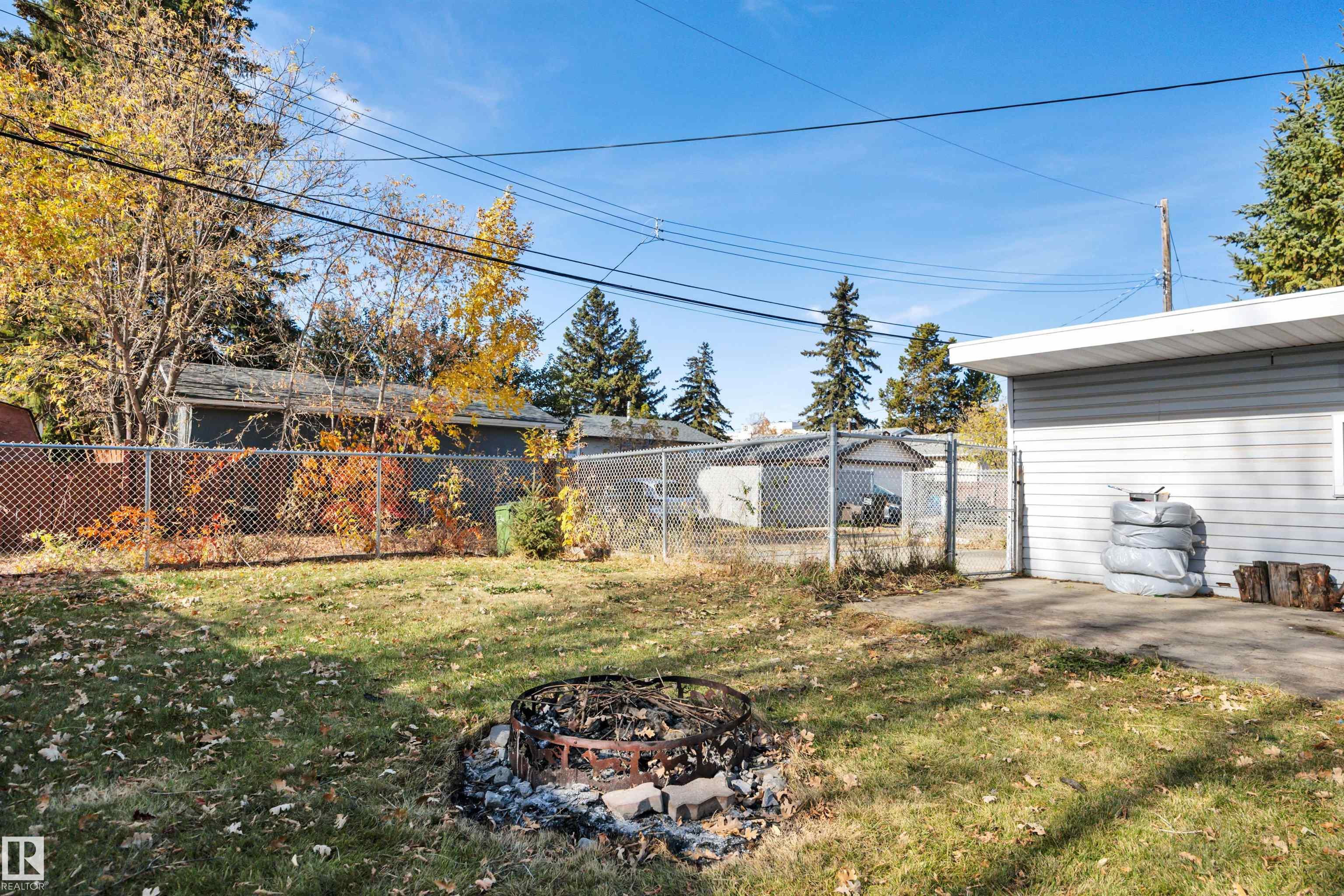 Photo 41 at 8328 165 Street NW, Elmwood, Edmonton