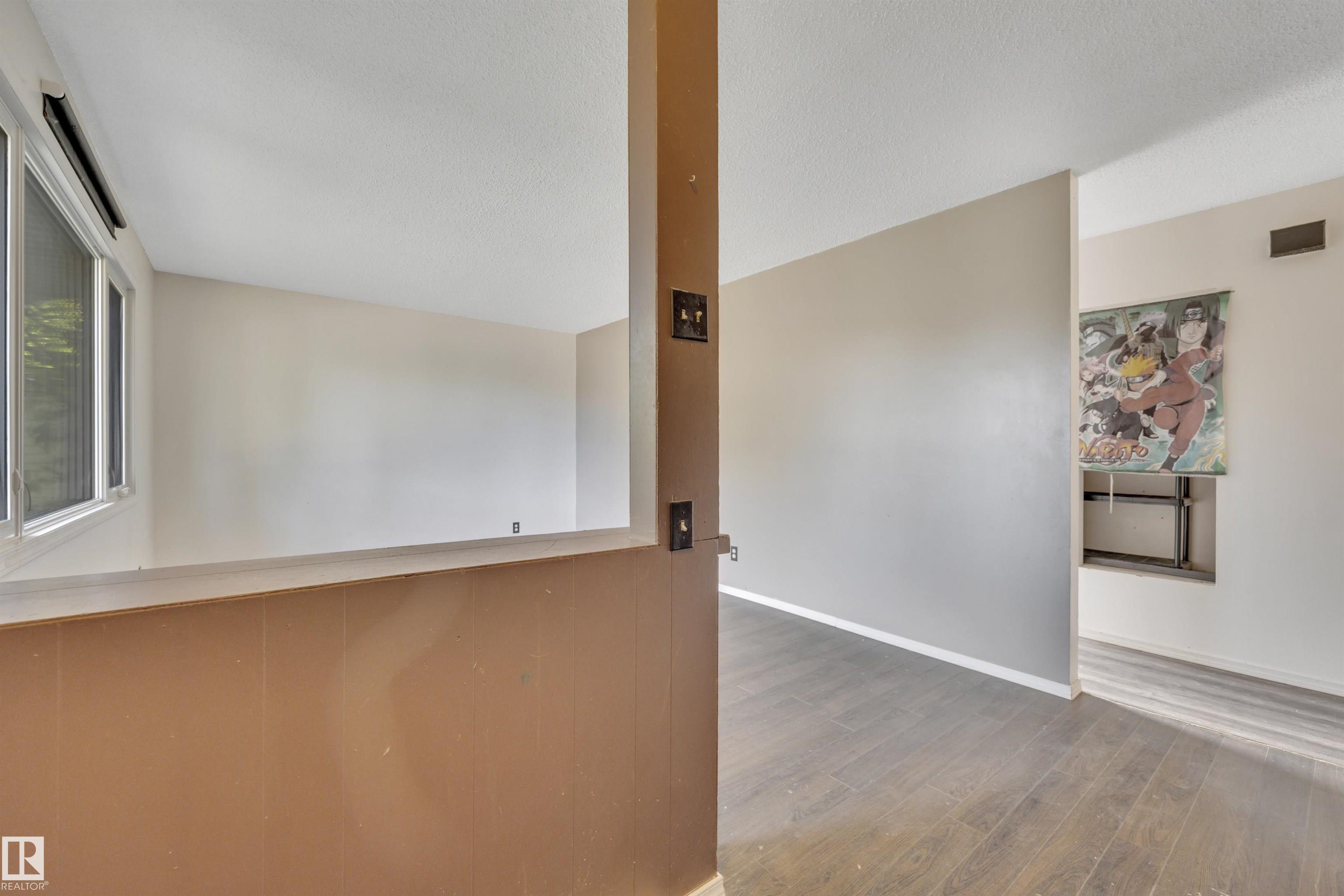 Photo 6 at 8328 165 Street NW, Elmwood, Edmonton