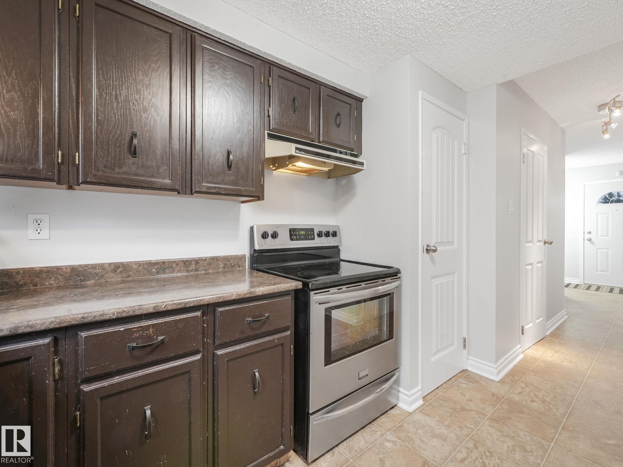 Photo 14 at 7351 180 Street NW, Lymburn, Edmonton