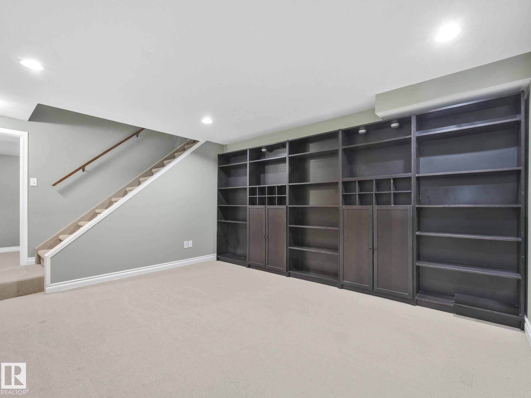 Photo 33 at 7351 180 Street NW, Lymburn, Edmonton