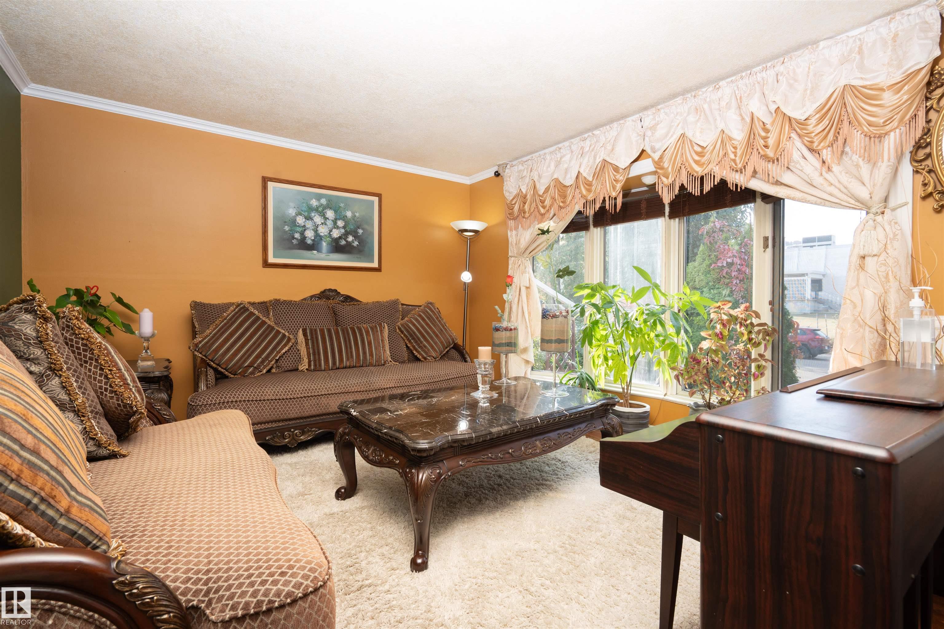 Photo 2 at 8721 152 Street NW, Jasper Park, Edmonton