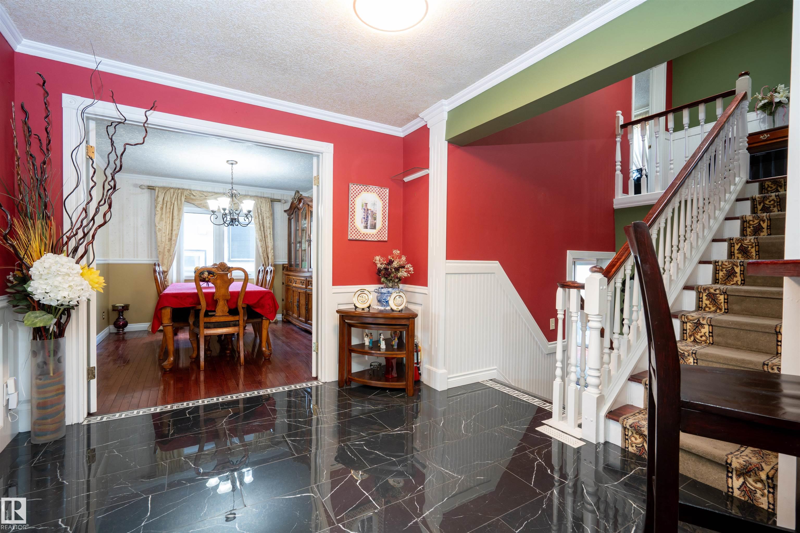 Photo 11 at 8721 152 Street NW, Jasper Park, Edmonton