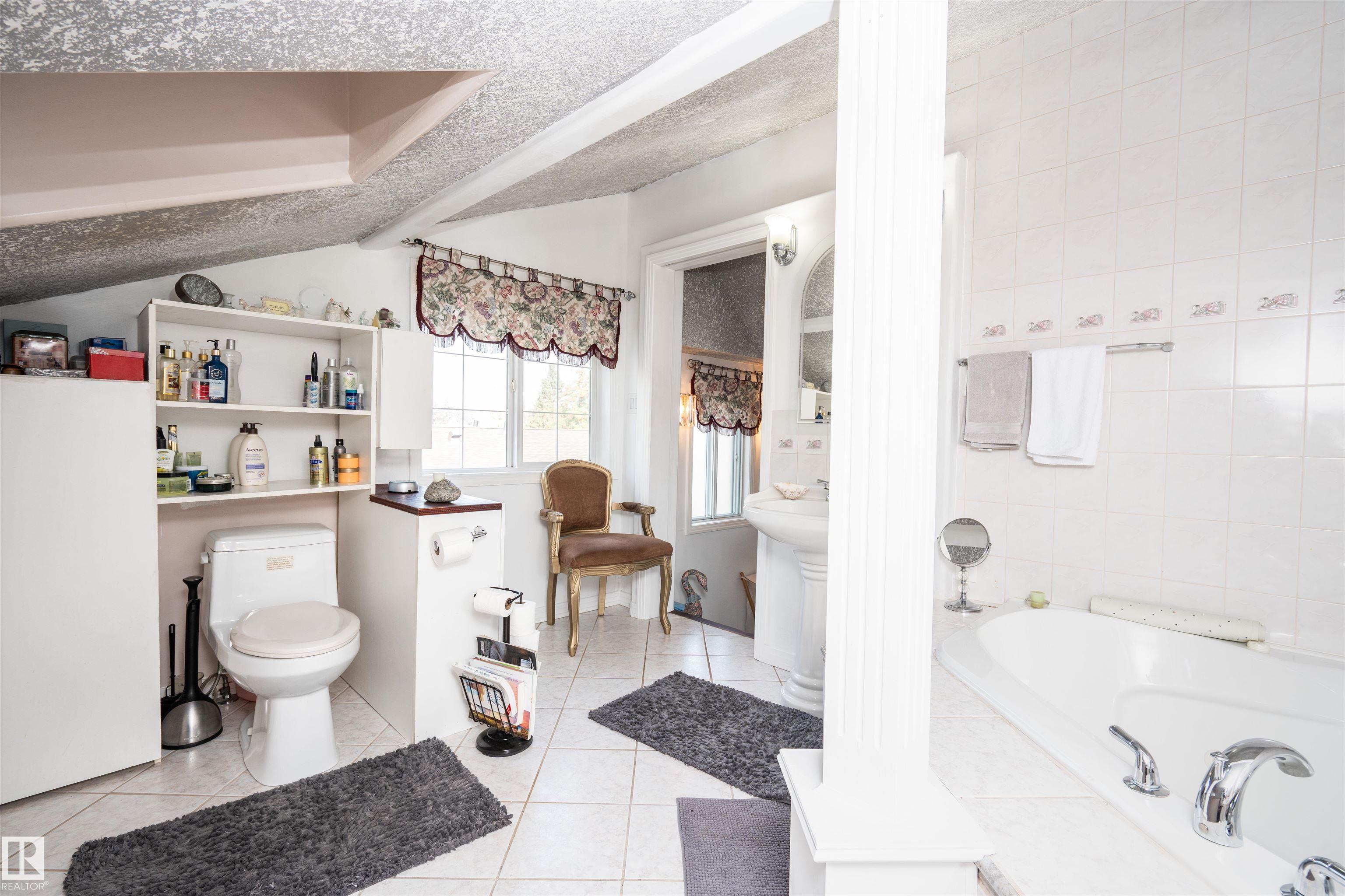 Photo 19 at 8721 152 Street NW, Jasper Park, Edmonton