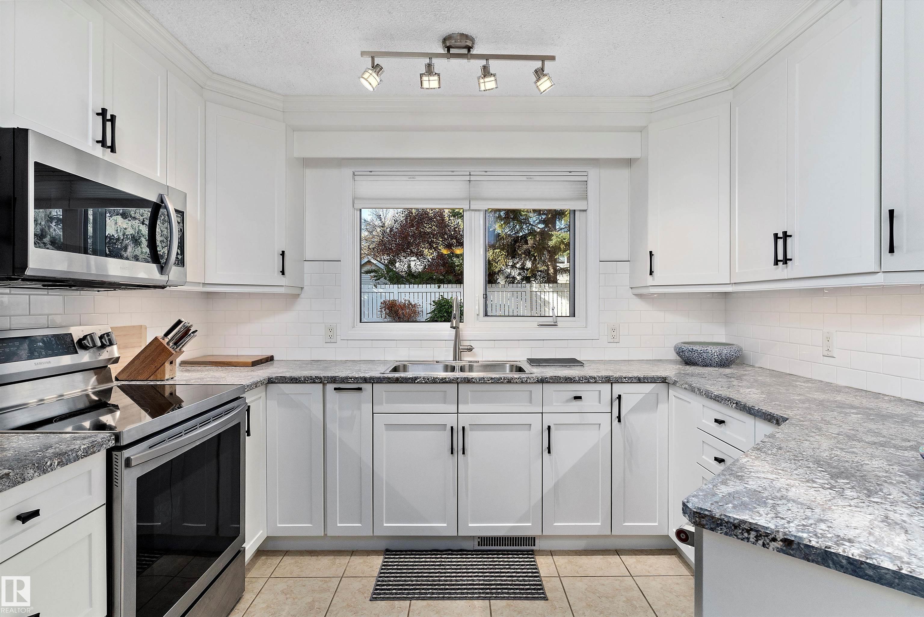 Photo 17 at 8 Farmstead Avenue, Forest Lawn, St. Albert