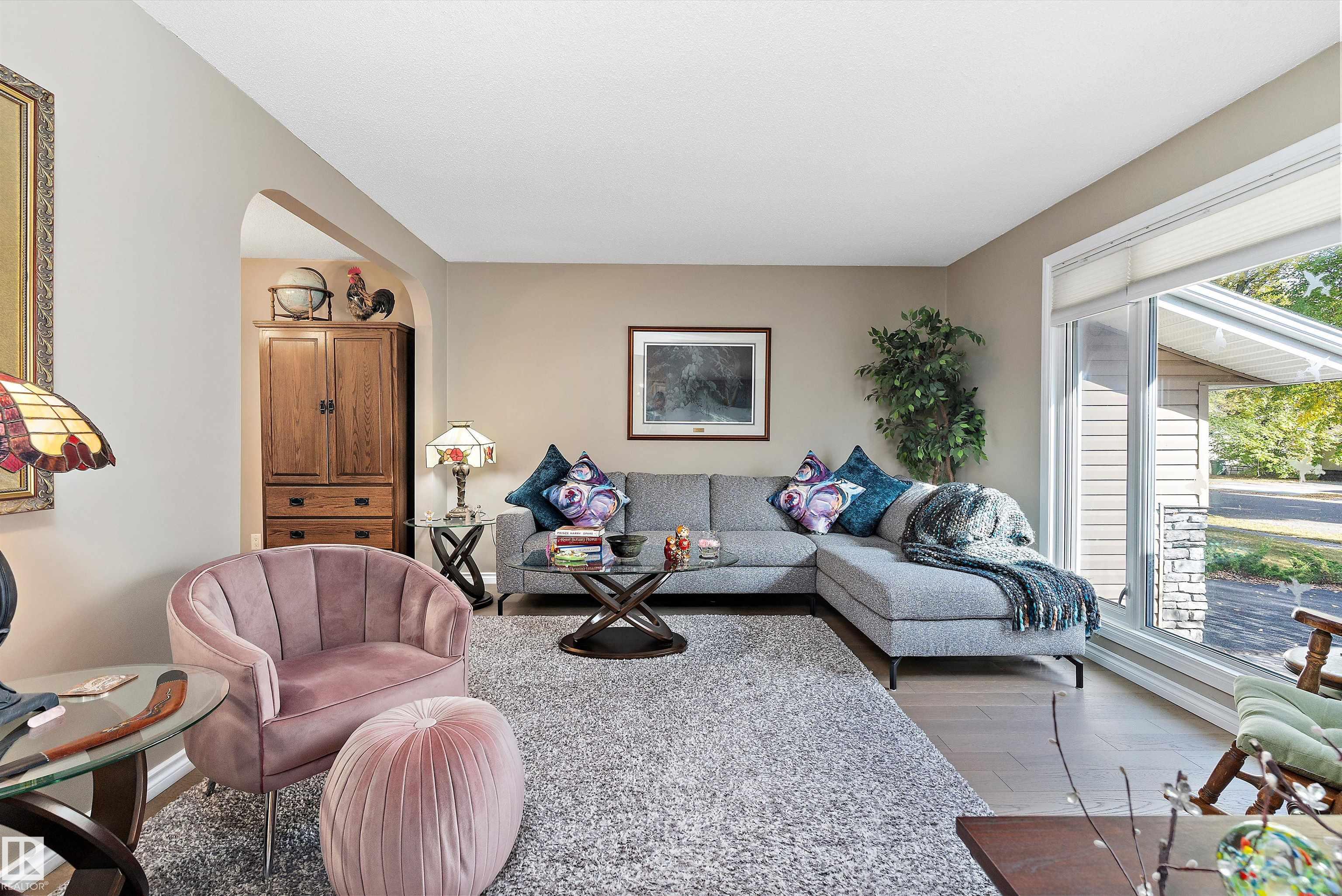 Photo 8 at 8 Farmstead Avenue, Forest Lawn, St. Albert