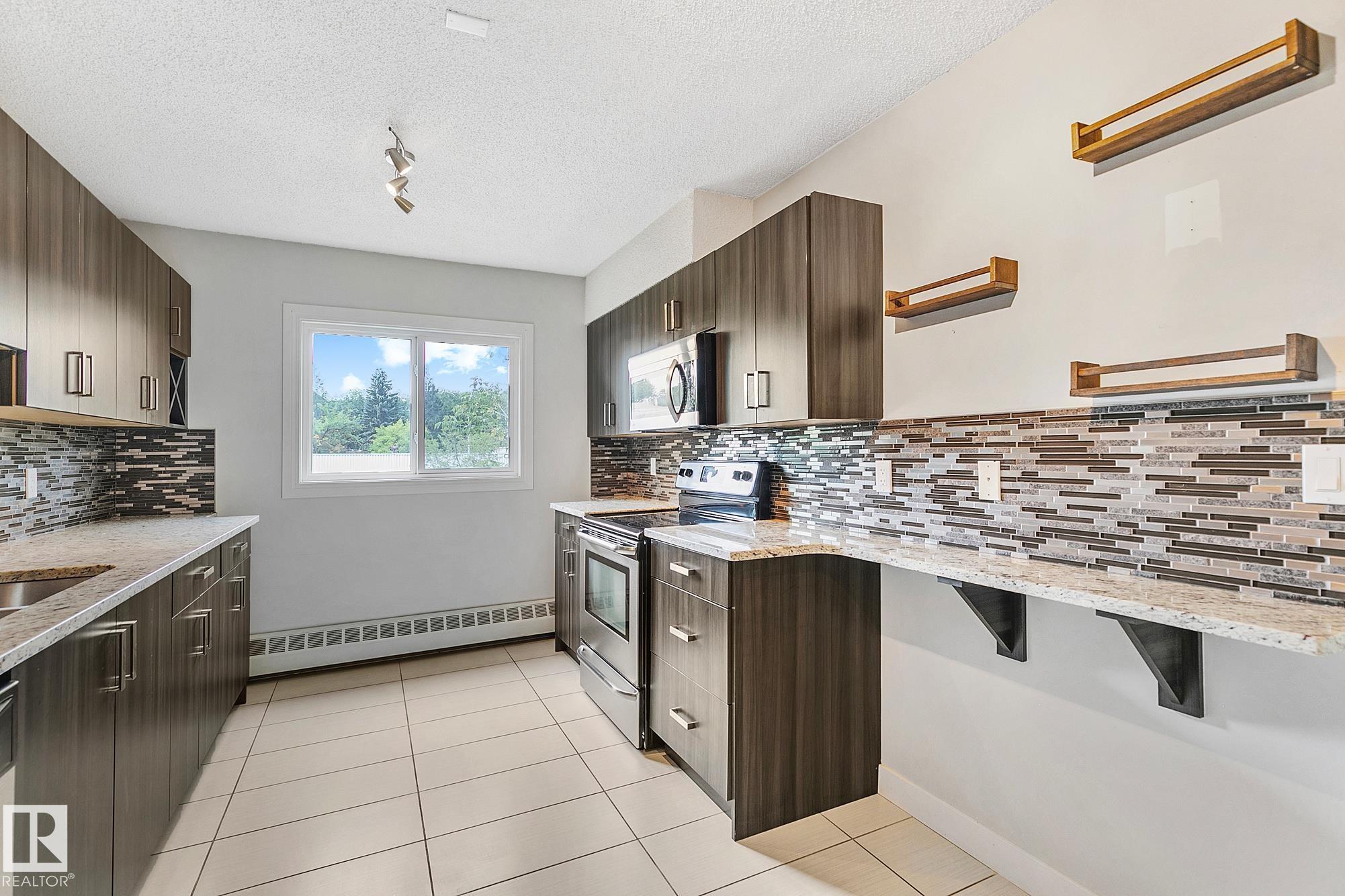 Photo 12 at #11 9630 82 Avenue NW, Strathcona, Edmonton