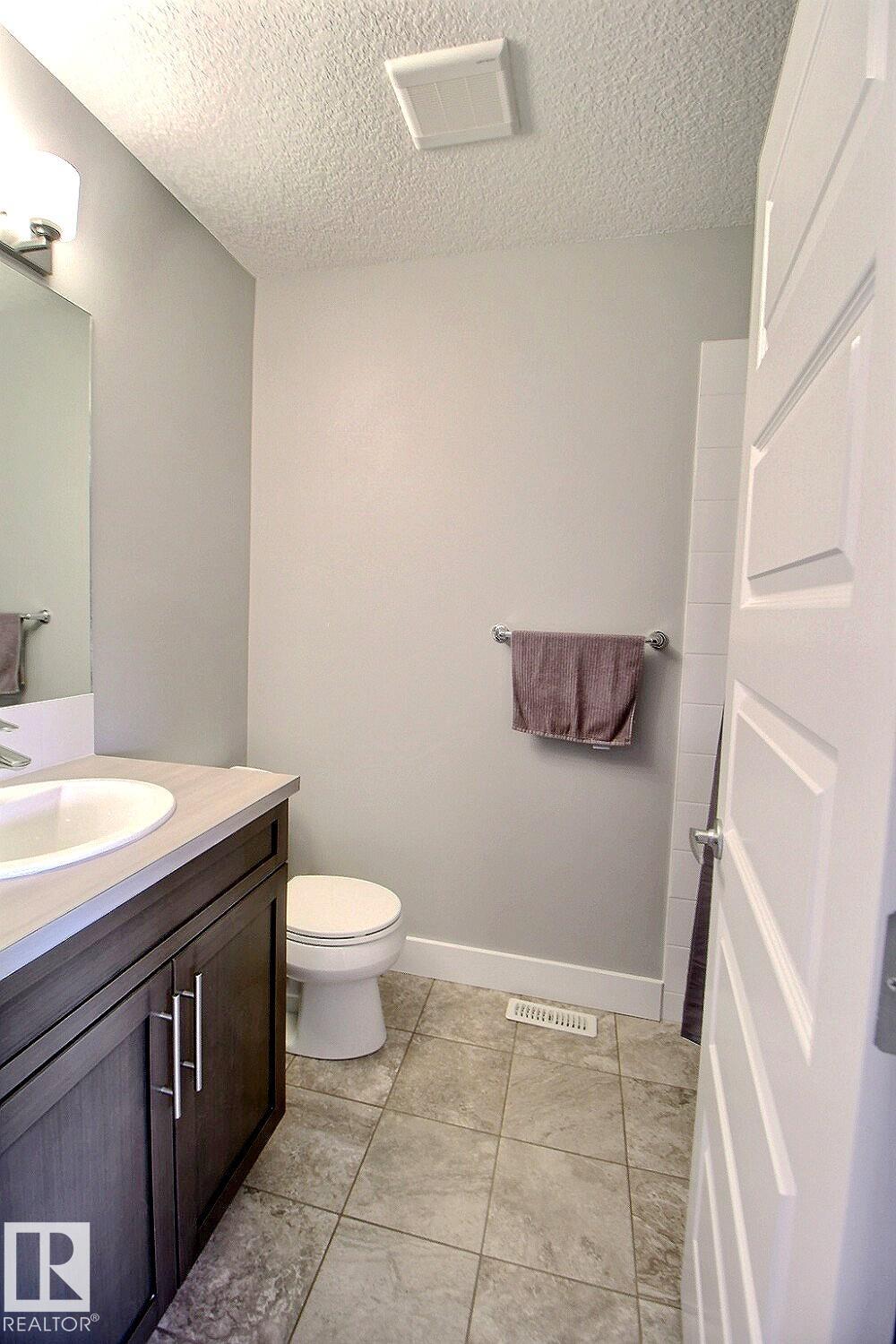 Photo 14 at 13016 205 Street NW, Trumpeter Area, Edmonton