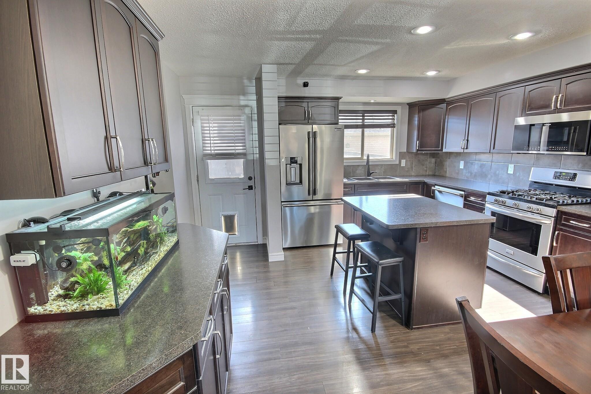 Photo 2 at 351 Nelson Drive, McLaughlin, Spruce Grove