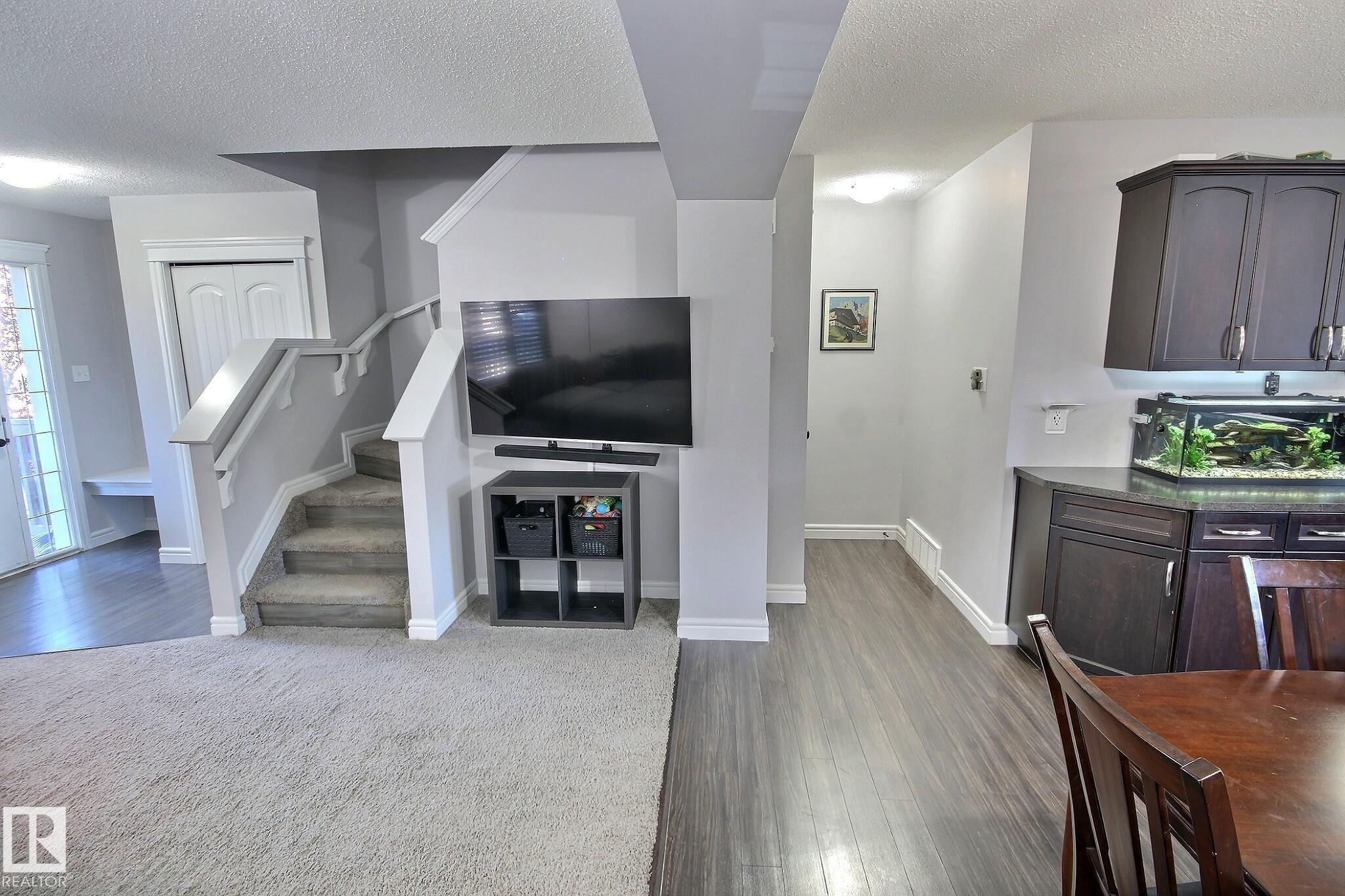 Photo 11 at 351 Nelson Drive, McLaughlin, Spruce Grove