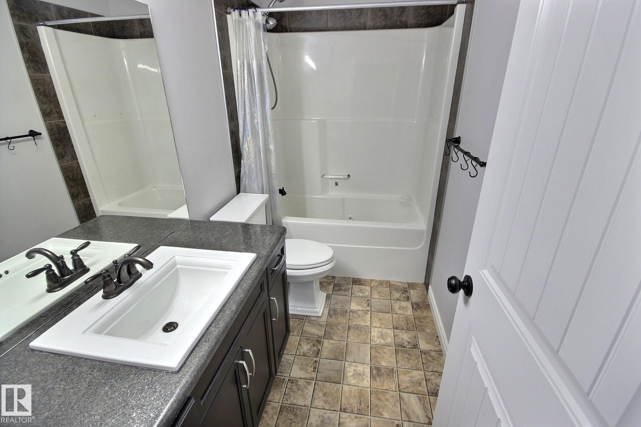 Photo 18 at 351 Nelson Drive, McLaughlin, Spruce Grove