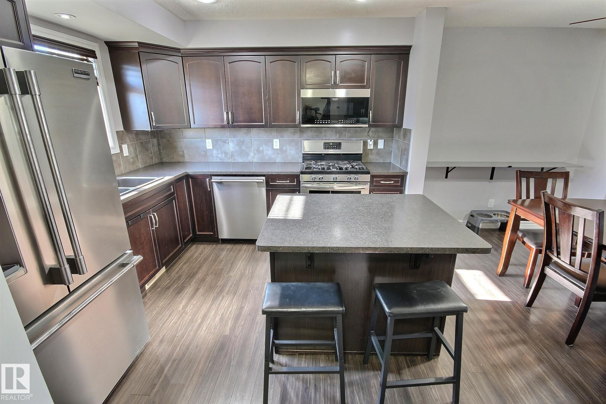 Photo 5 at 351 Nelson Drive, McLaughlin, Spruce Grove