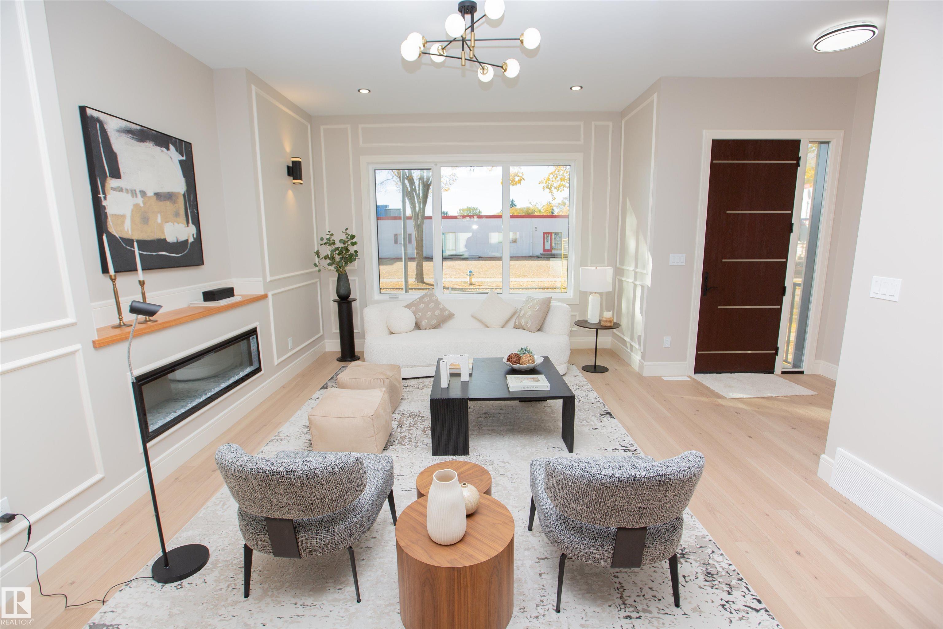 Photo 4 at 9127 143 Street NW, Parkview, Edmonton