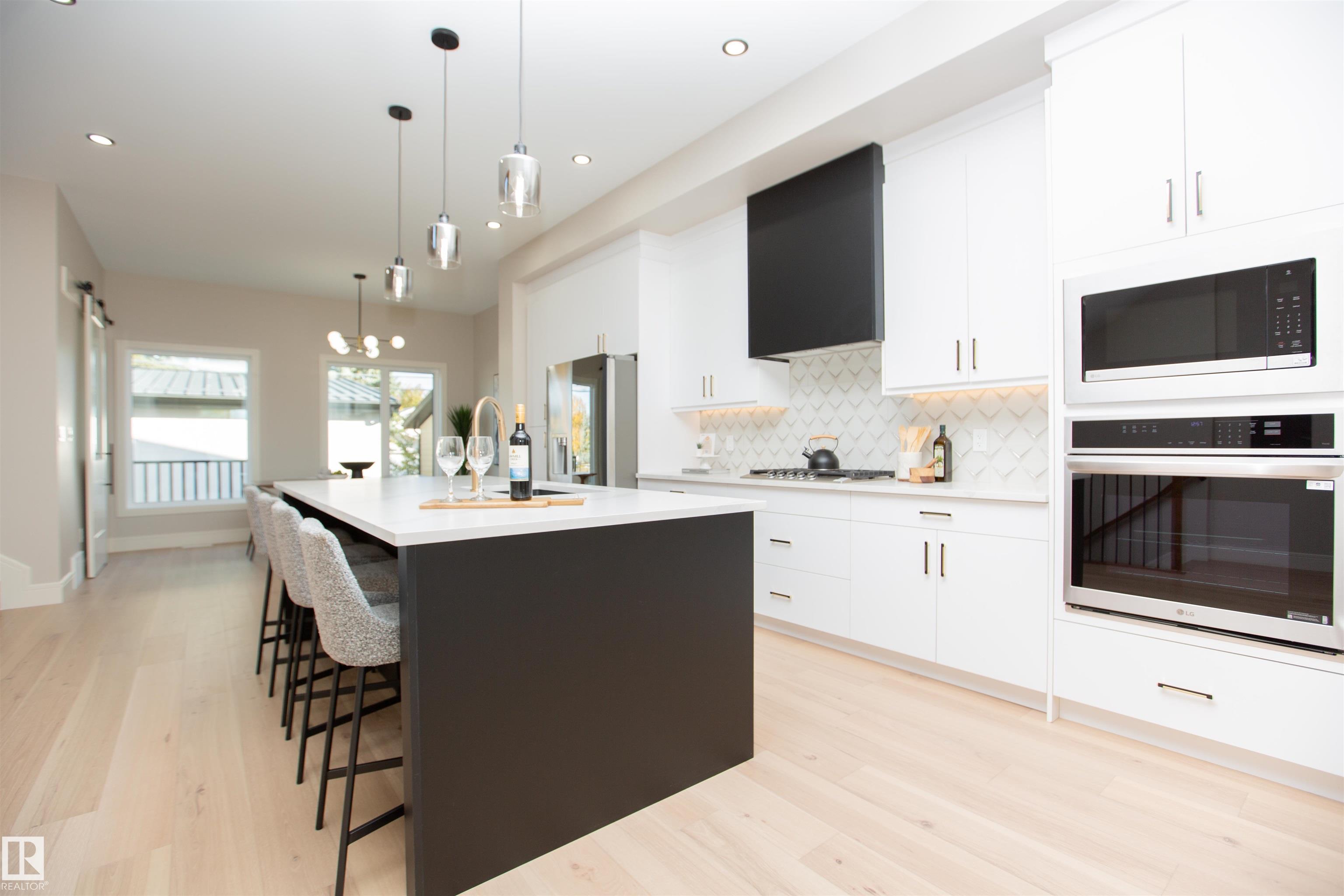 Photo 5 at 9127 143 Street NW, Parkview, Edmonton