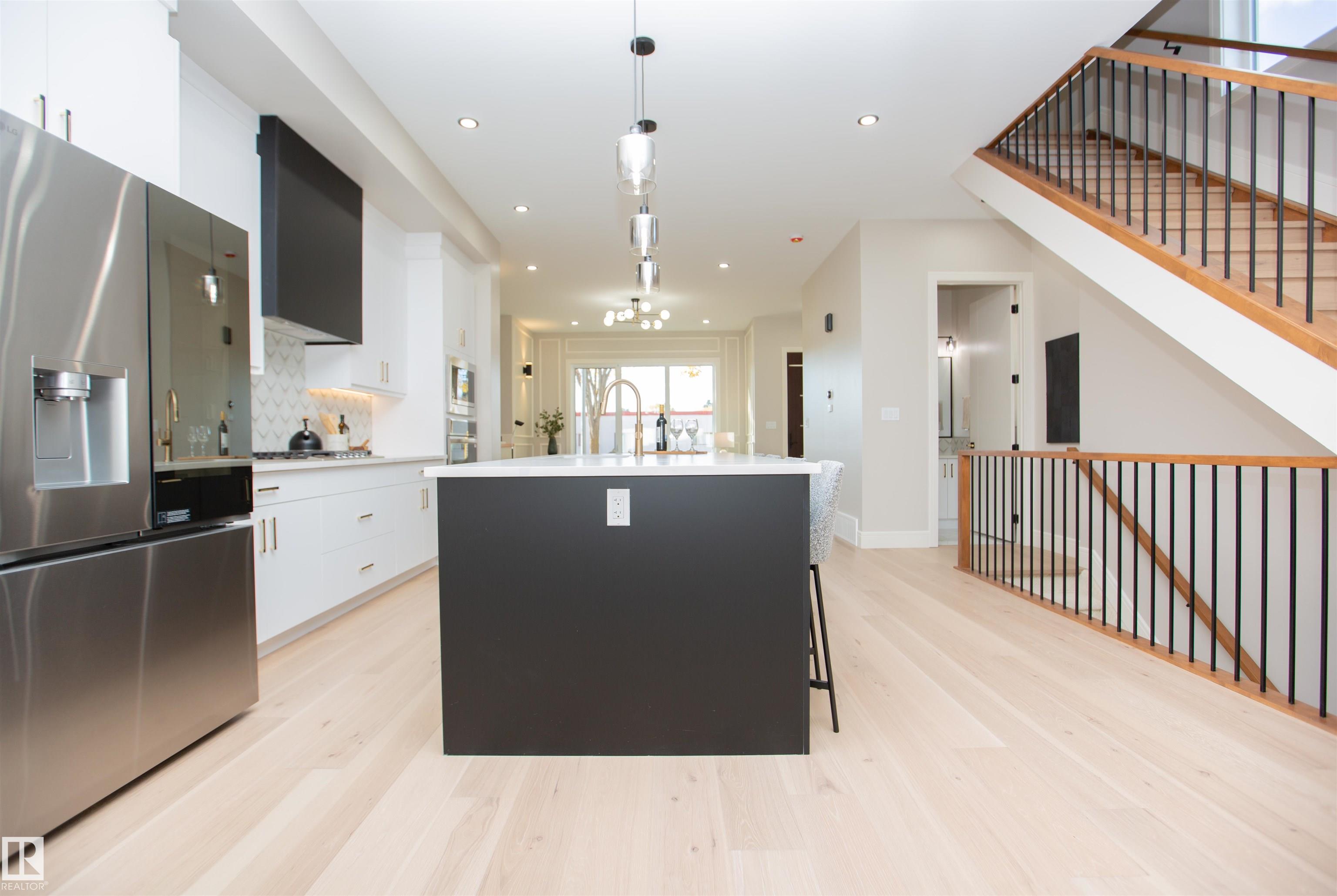 Photo 8 at 9127 143 Street NW, Parkview, Edmonton