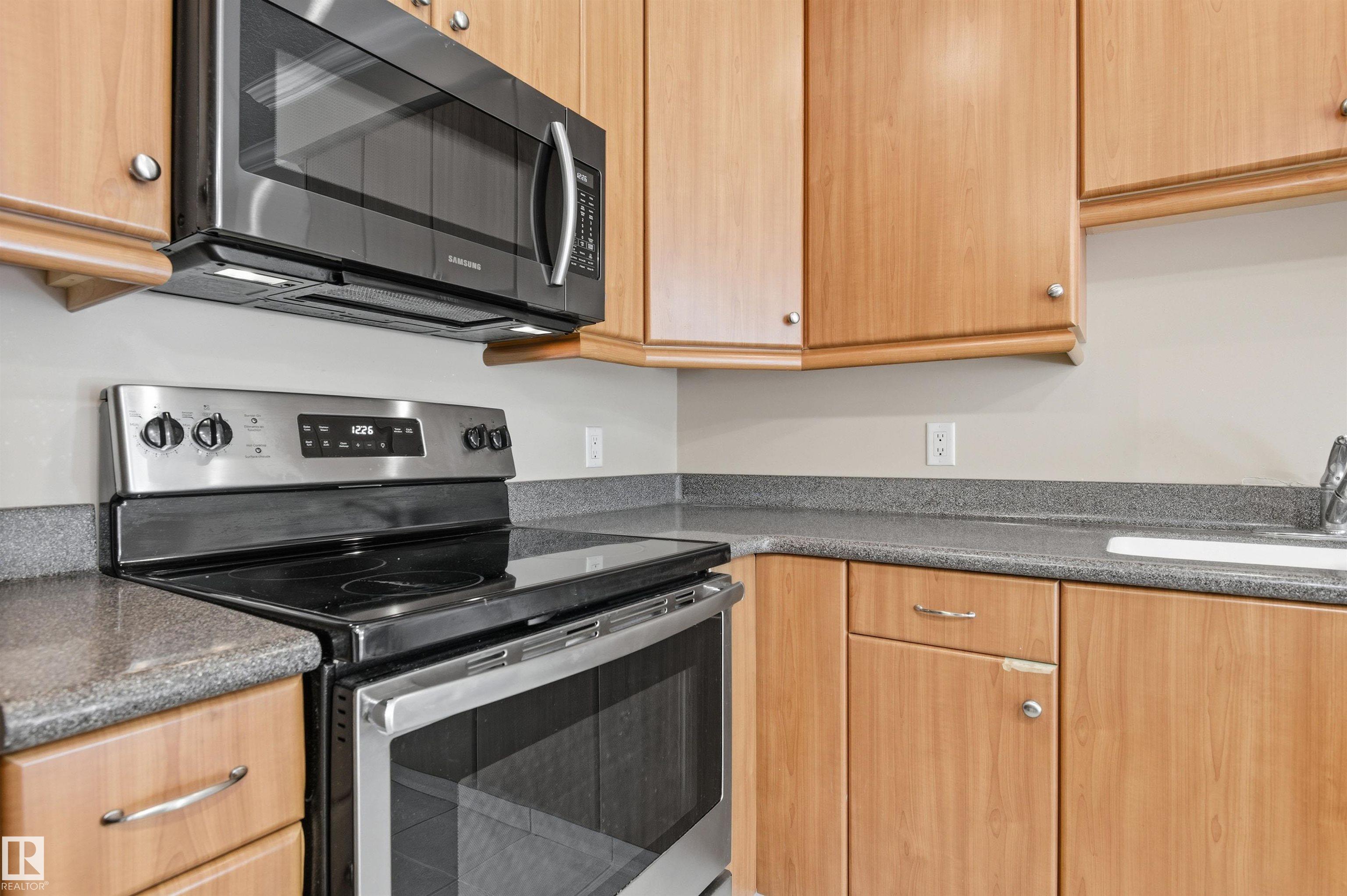 Photo 5 at 208 - 10116 80 Avenue NW, Ritchie, Edmonton