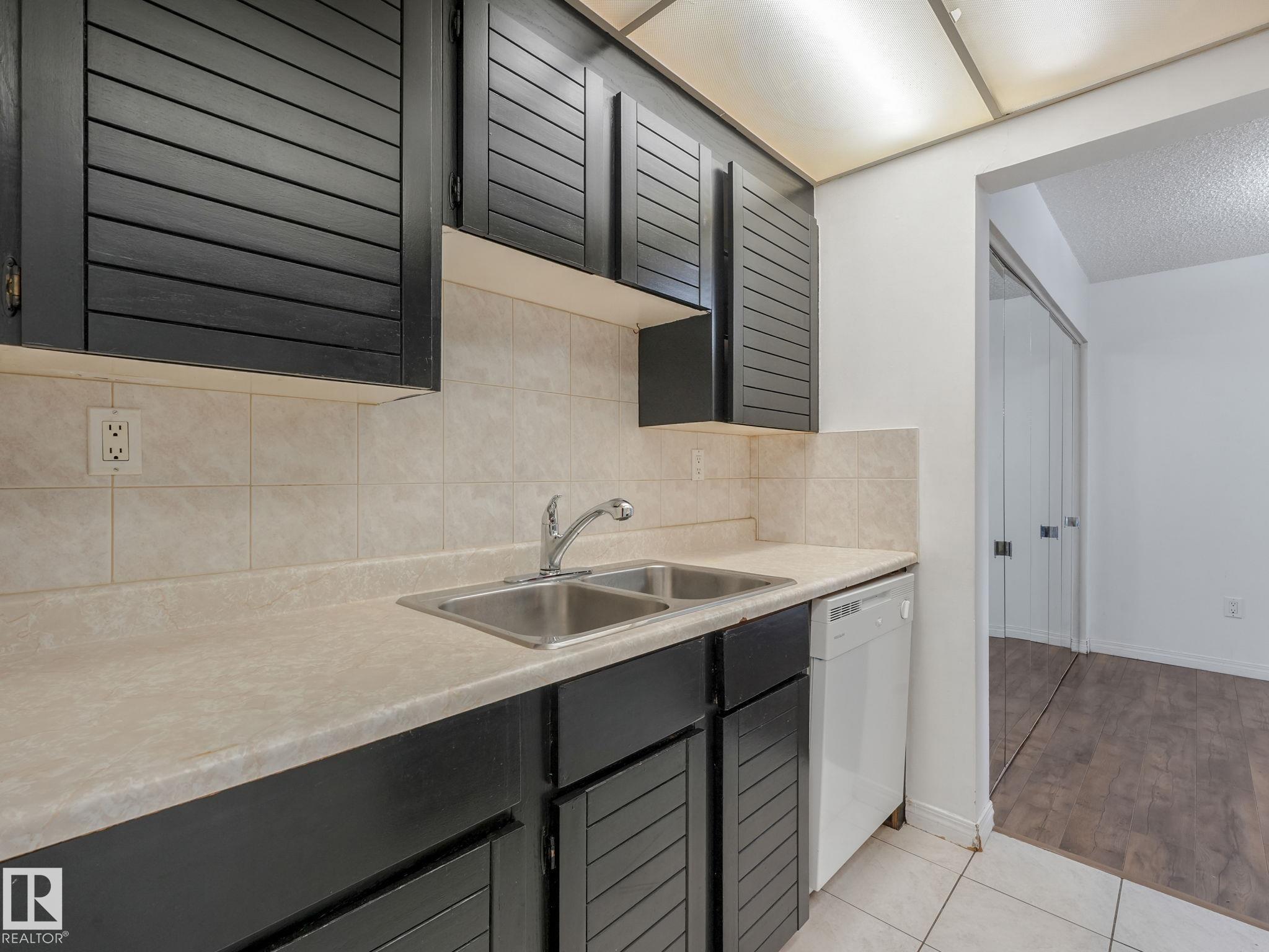 Photo 8 at 107 - 10421 93 Street NW, Boyle Street, Edmonton