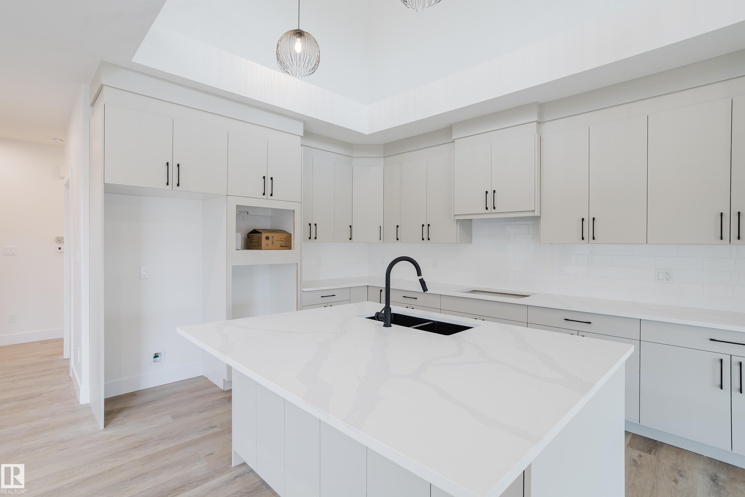 Photo 12 at 45 Renwyck Place, Fenwyck, Spruce Grove