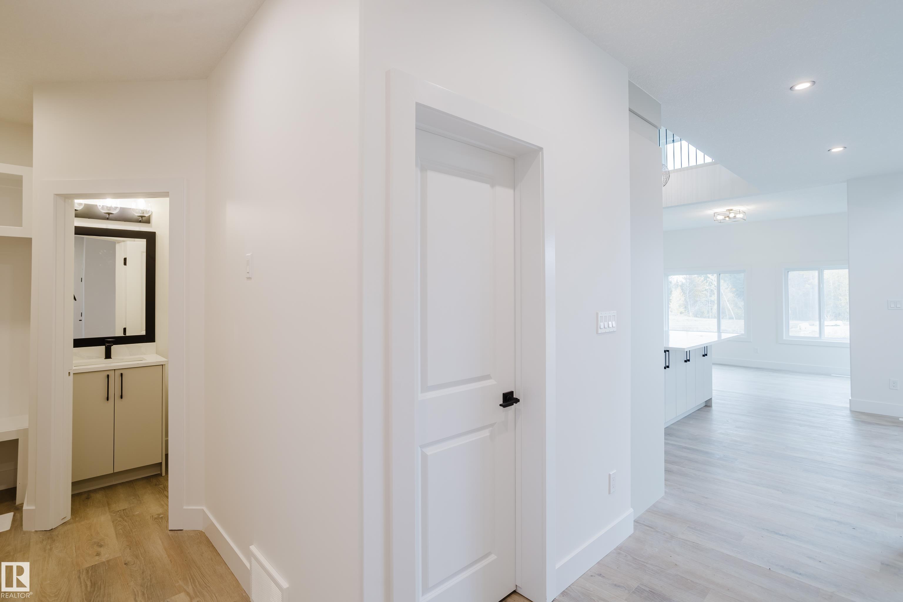 Photo 8 at 45 Renwyck Place, Fenwyck, Spruce Grove