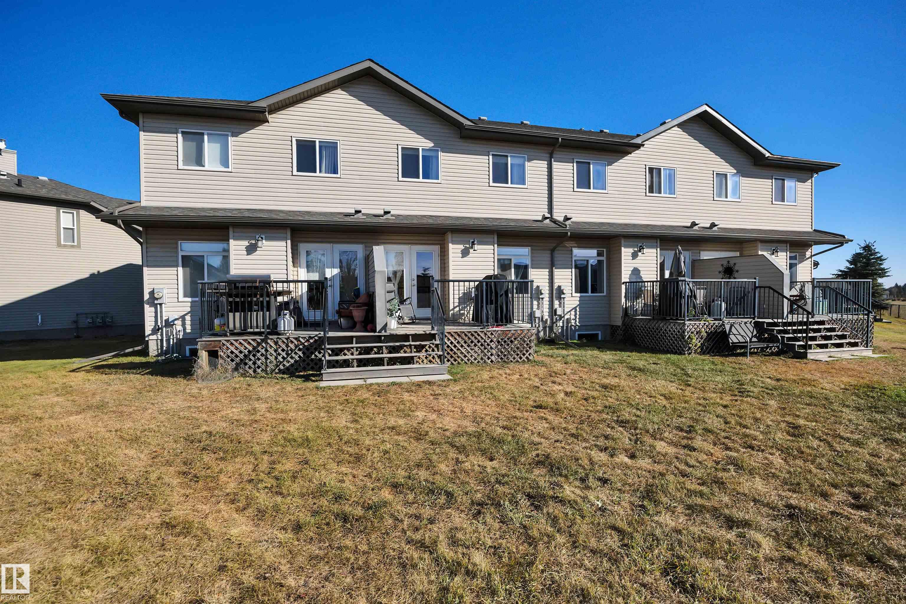 Photo 2 at 33 - 9511 102, Morinville