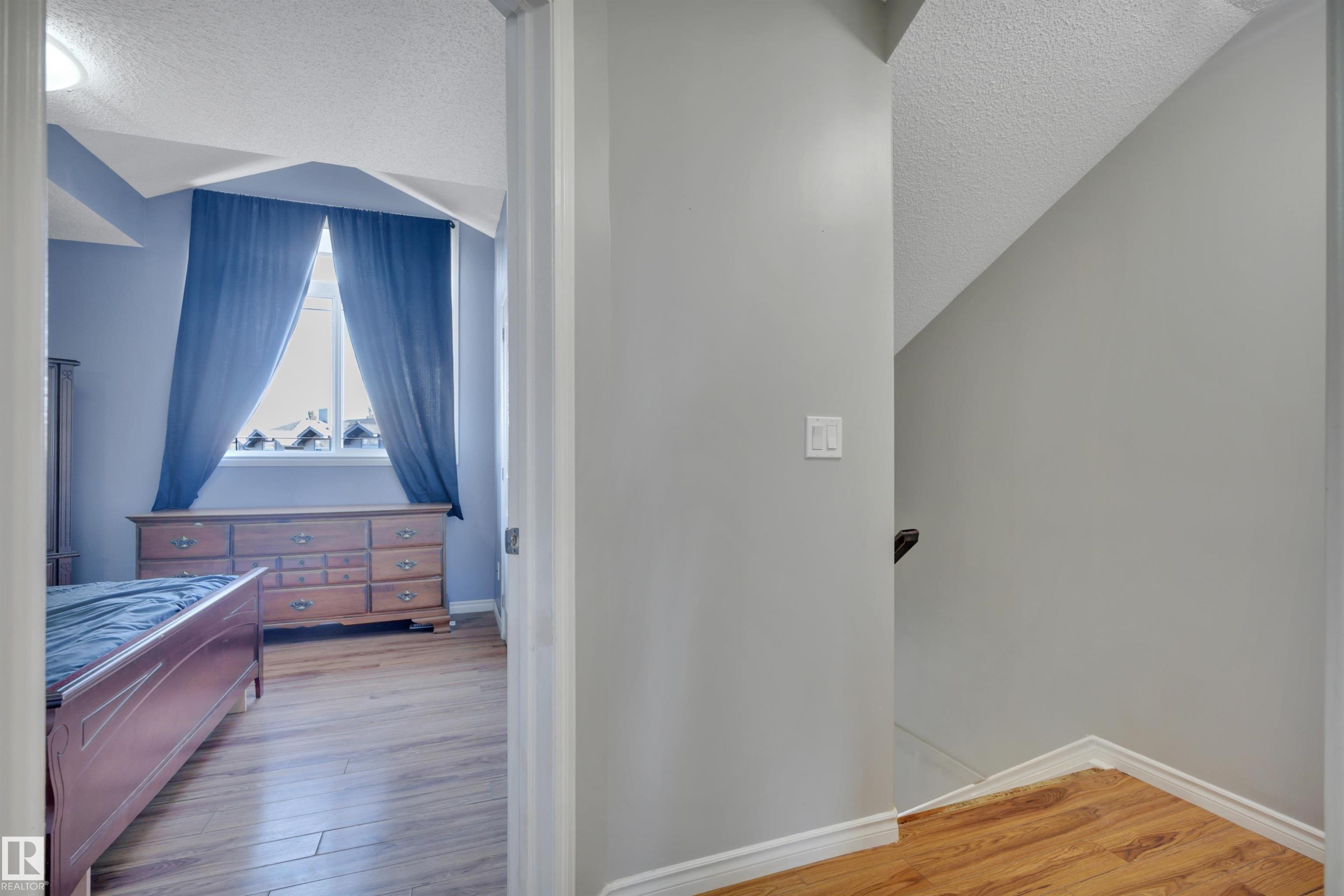 Photo 22 at 33 - 9511 102, Morinville