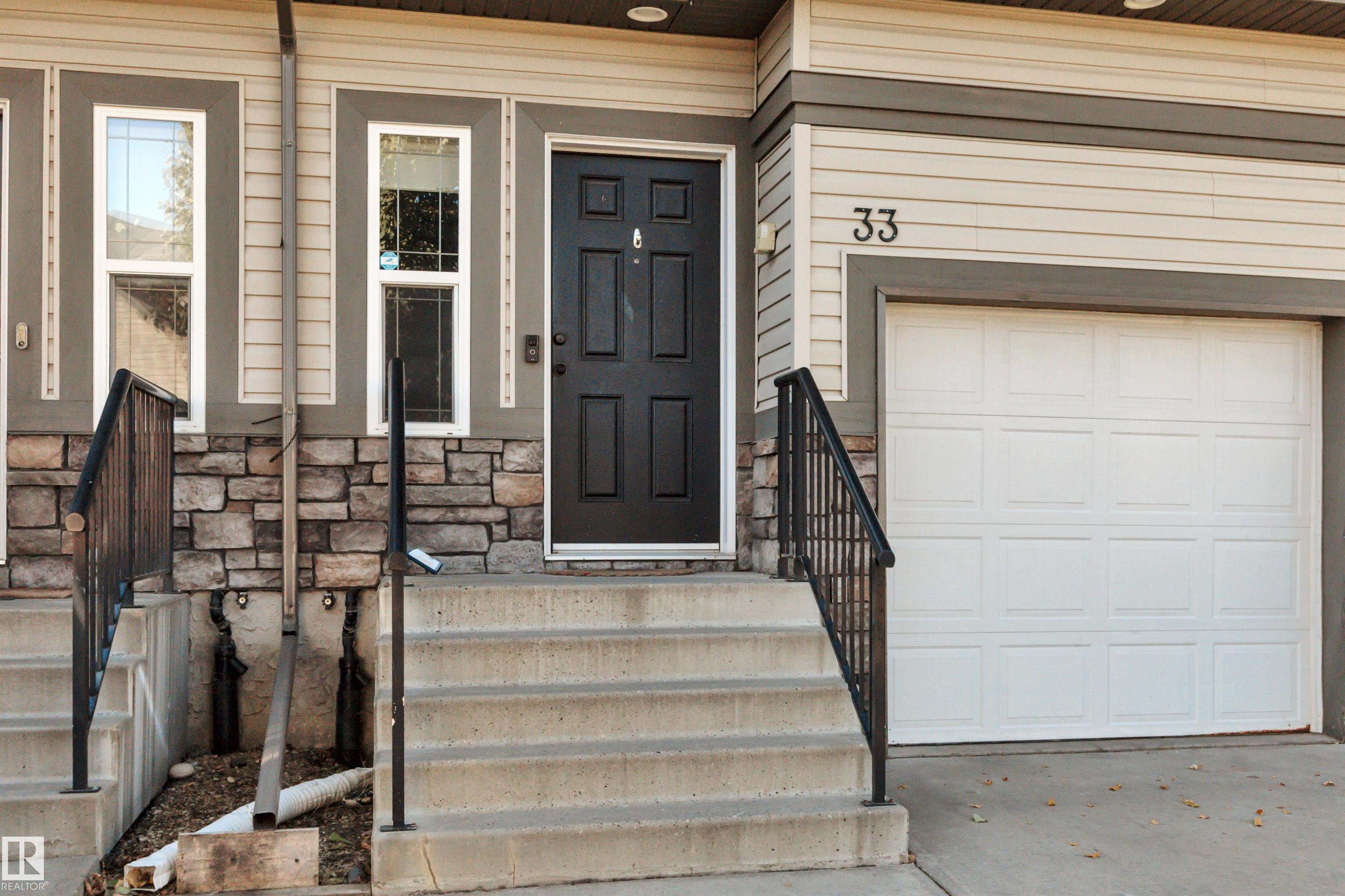 Photo 4 at 33 - 9511 102, Morinville