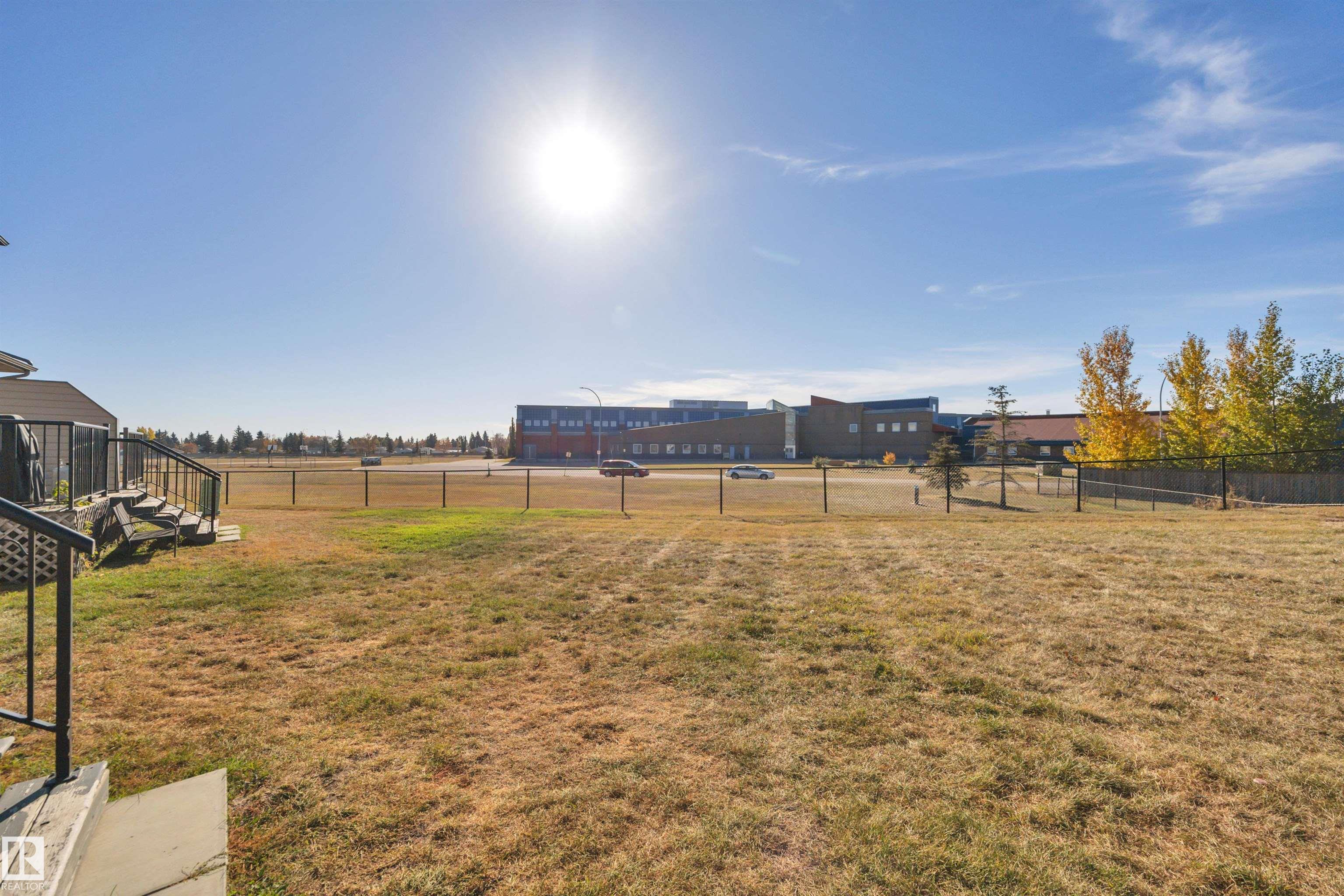 Photo 39 at 33 - 9511 102, Morinville