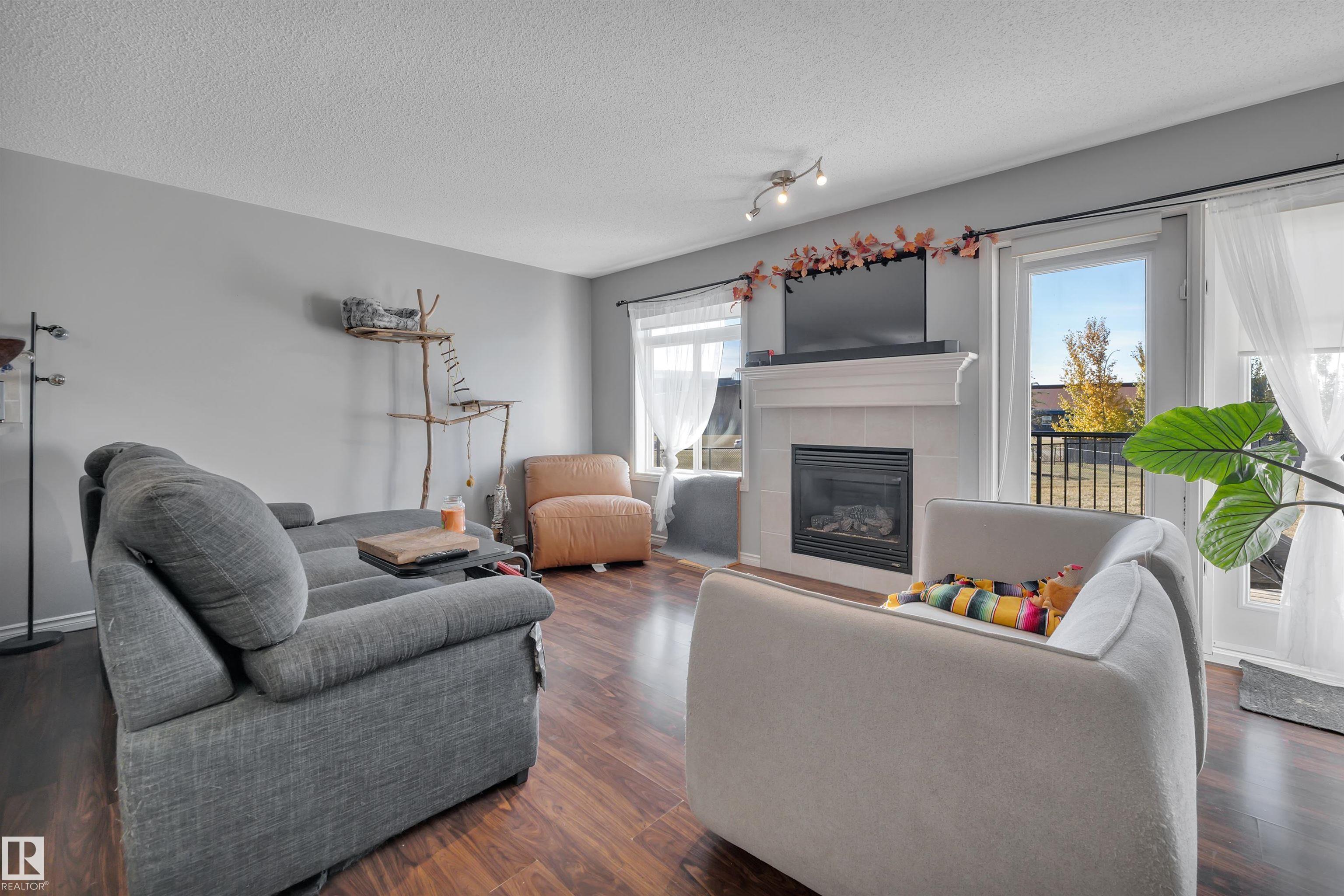 Photo 9 at 33 - 9511 102, Morinville