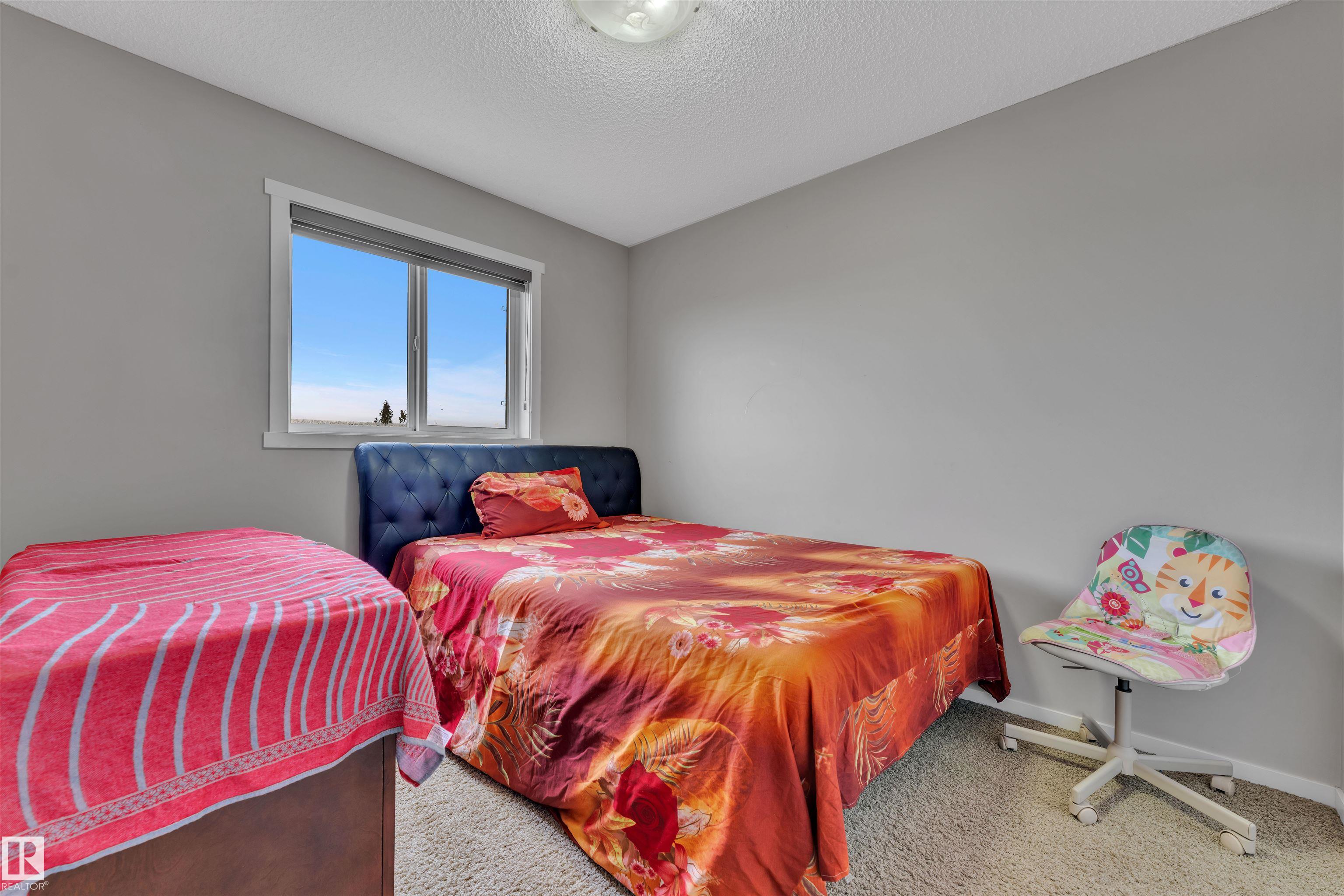 Photo 19 at 2004 32 Street NW, Laurel, Edmonton