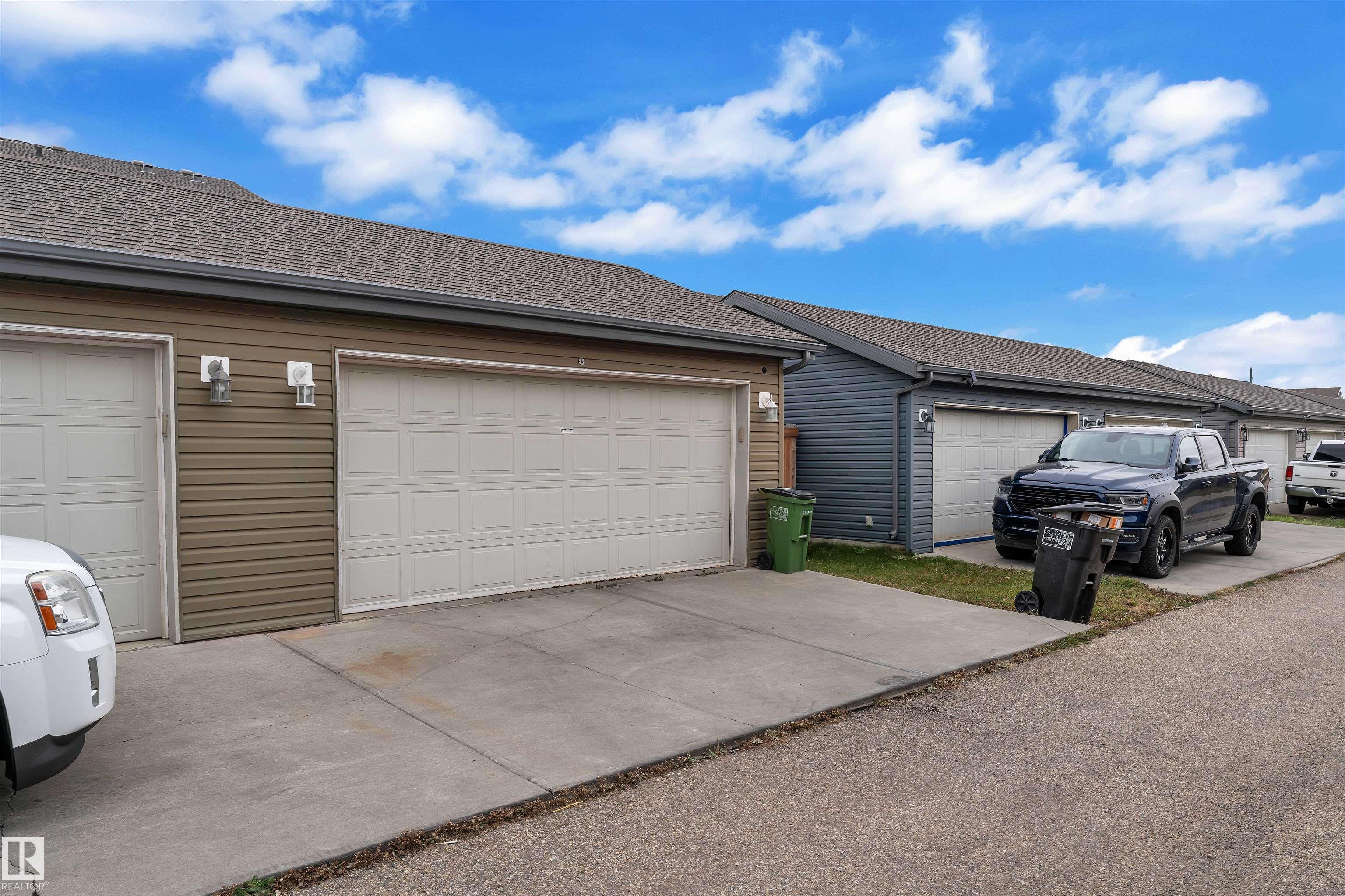 Photo 36 at 2004 32 Street NW, Laurel, Edmonton