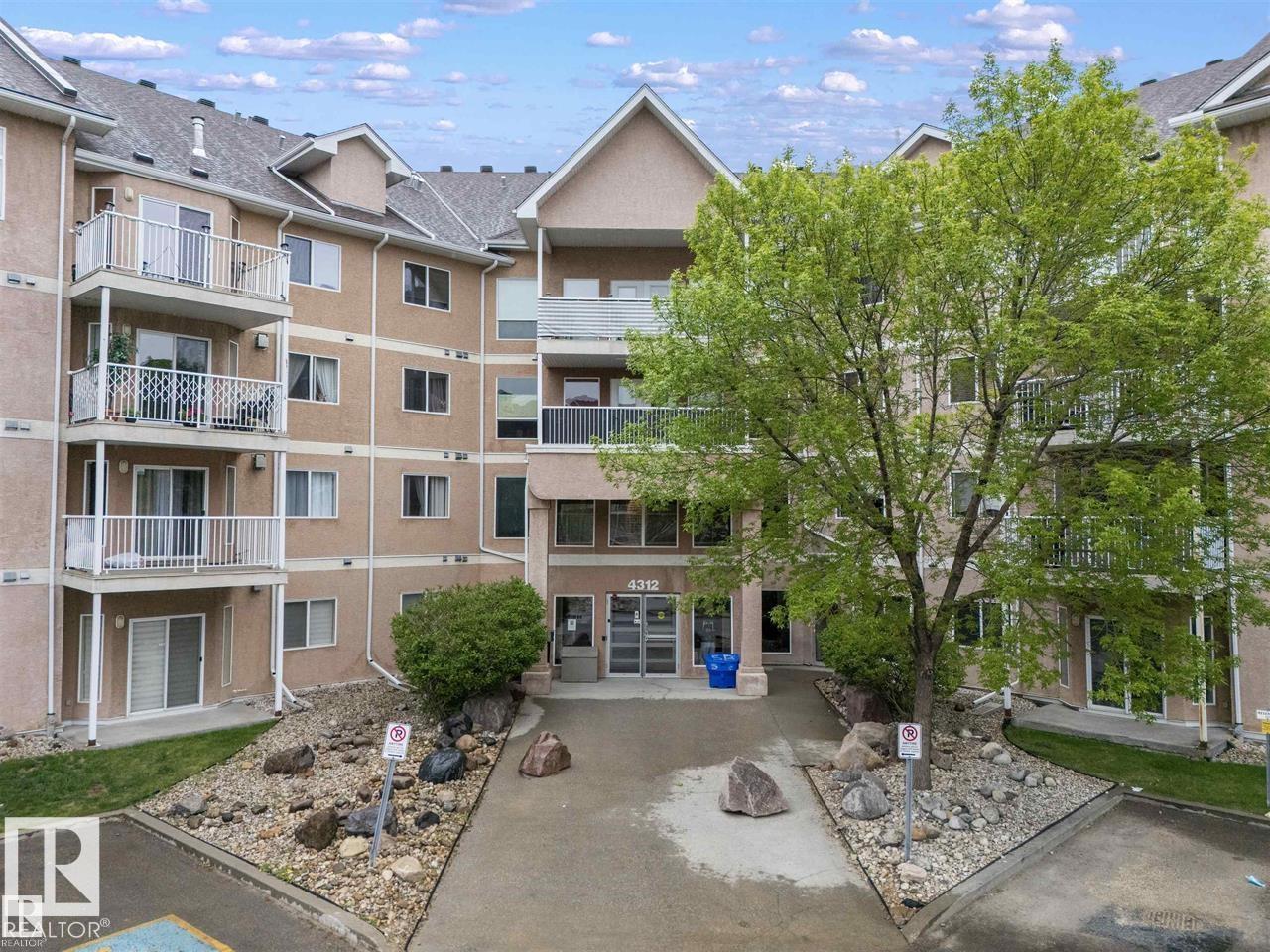 310 - 4312 139 Avenue NW, Clareview Town Centre, Edmonton 