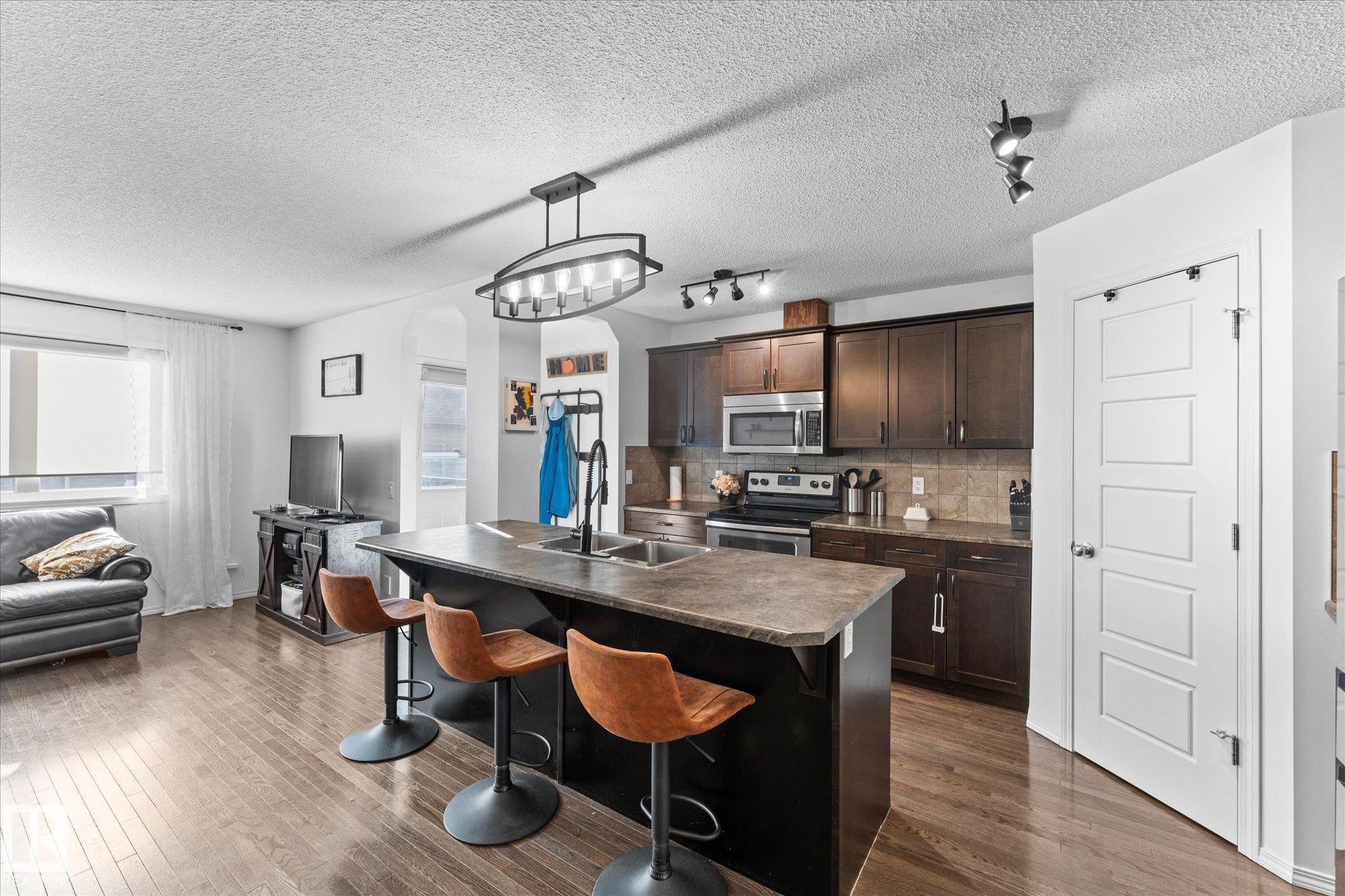 Photo 21 at 804 Mcleod Avenue, Lakewood, Spruce Grove