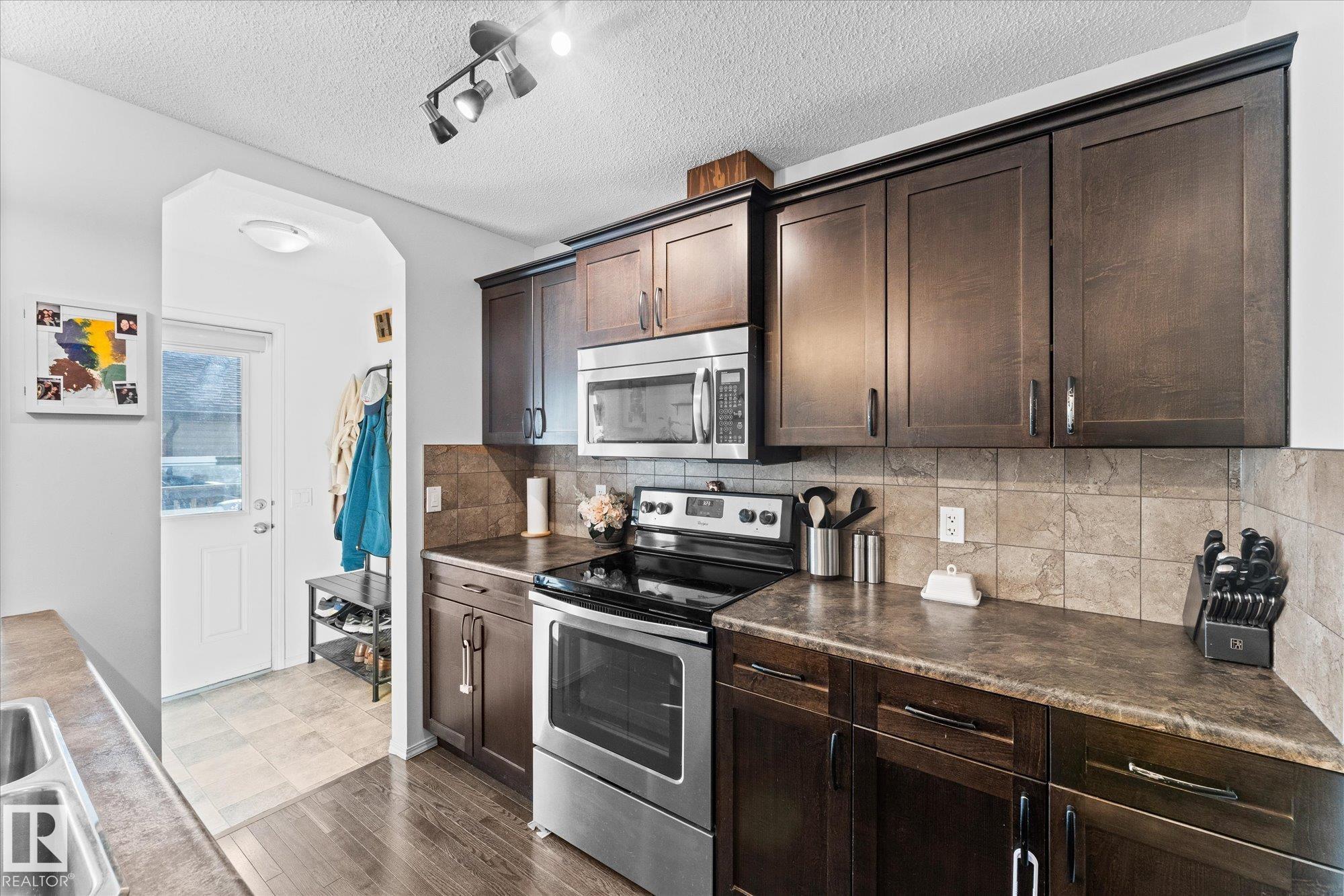 Photo 23 at 804 Mcleod Avenue, Lakewood, Spruce Grove