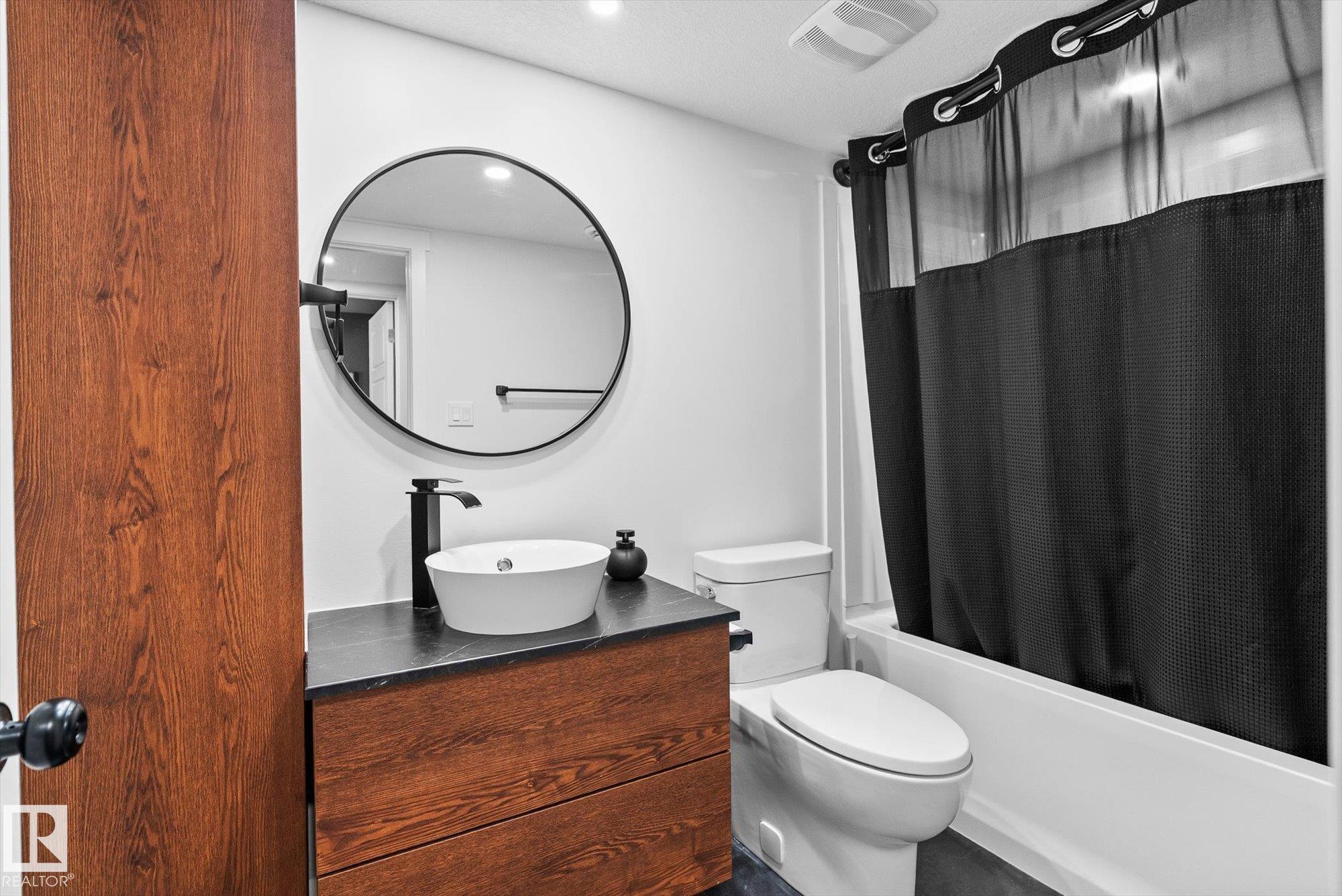 Photo 44 at 804 Mcleod Avenue, Lakewood, Spruce Grove