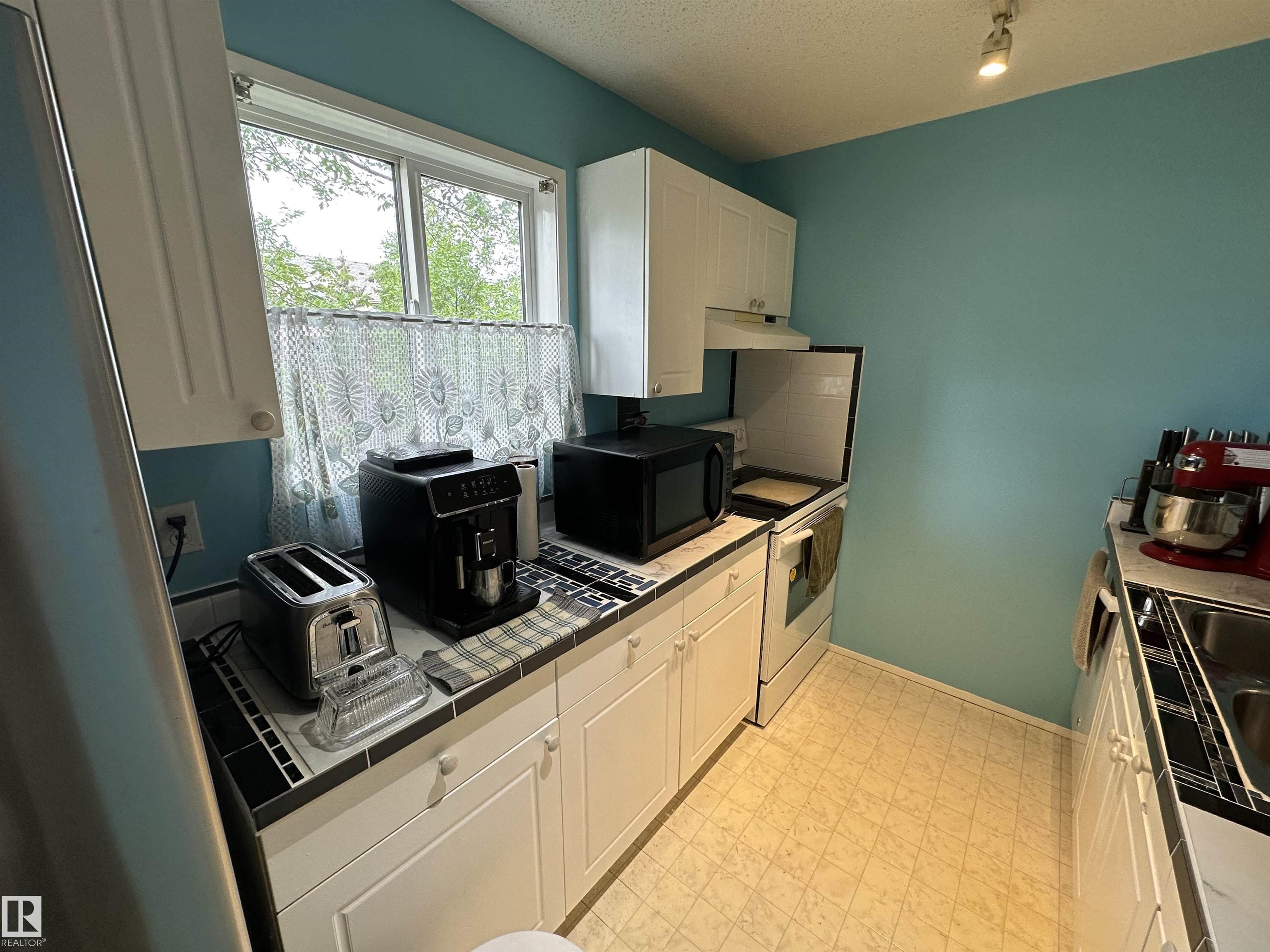 Photo 12 at 318 - 17109 67 Avenue NW, Callingwood South, Edmonton