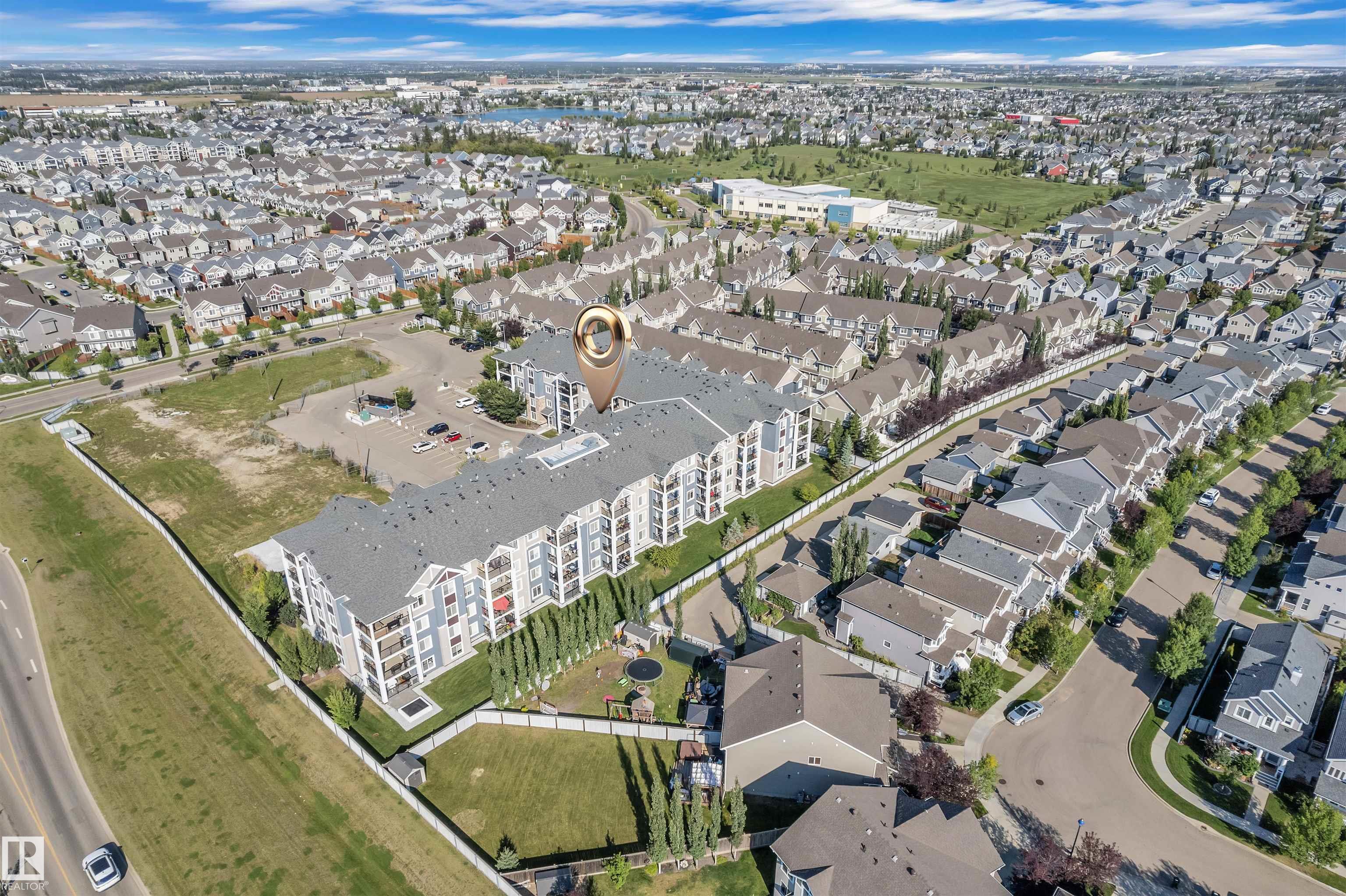 Photo 31 at 106 - 4008 Savaryn Drive SW, Summerside, Edmonton