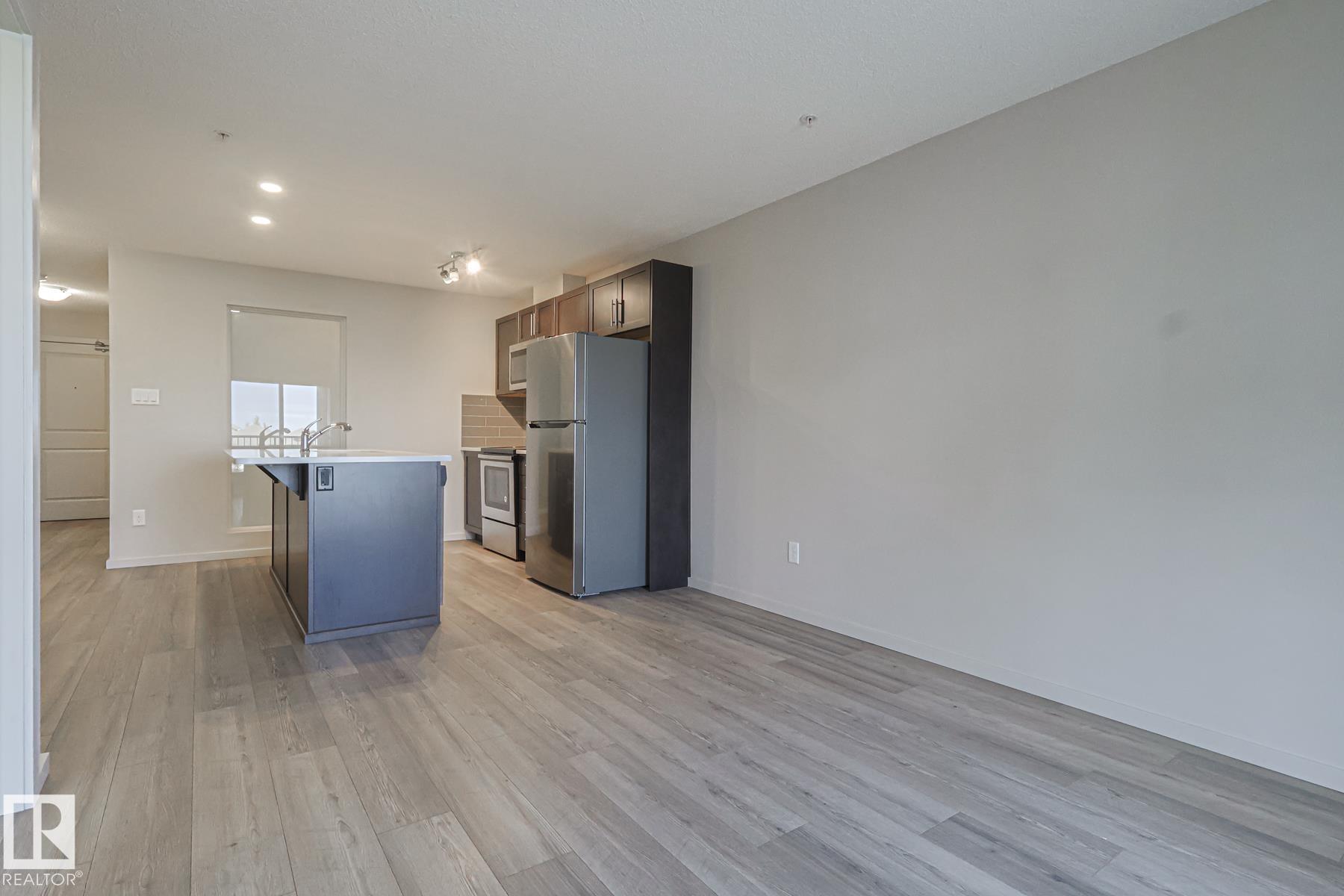 Photo 8 at 311 - 5404 7 Avenue SW, Charlesworth, Edmonton