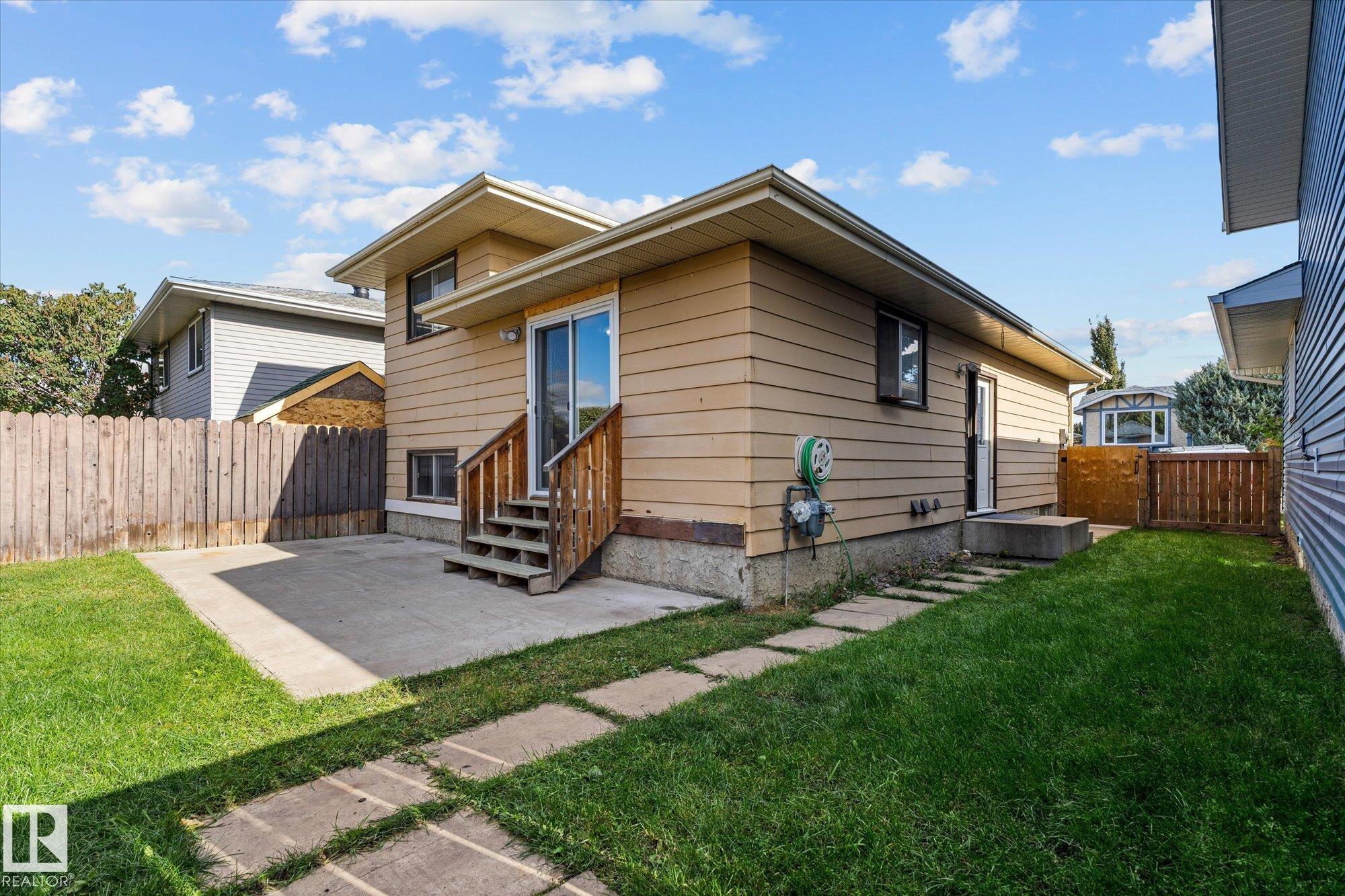 Photo 22 at 33 Westglen Crescent, West Grove, Spruce Grove