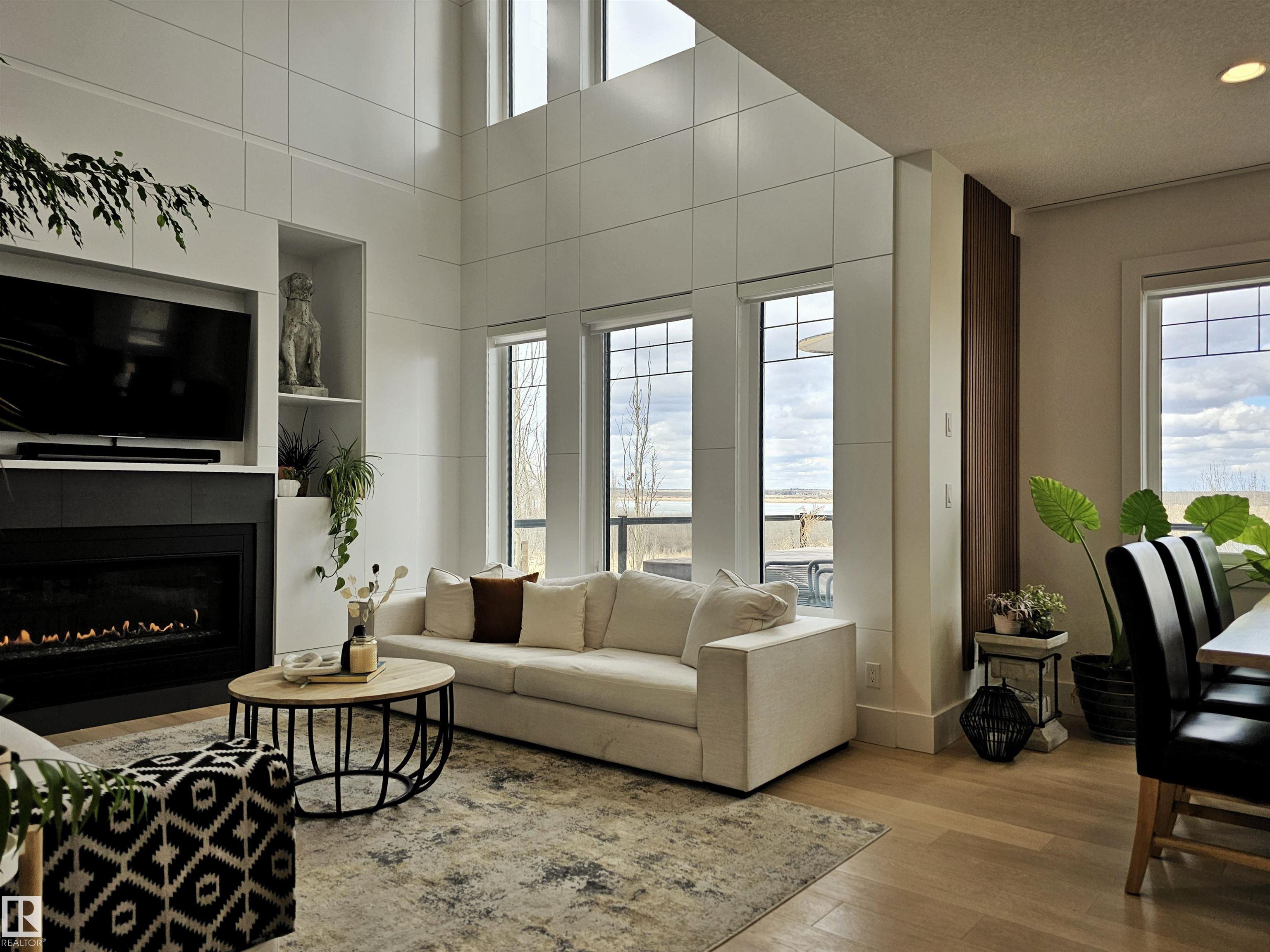 Photo 8 at 1265 Peregrine Terrace NW, Hawks Ridge, Edmonton