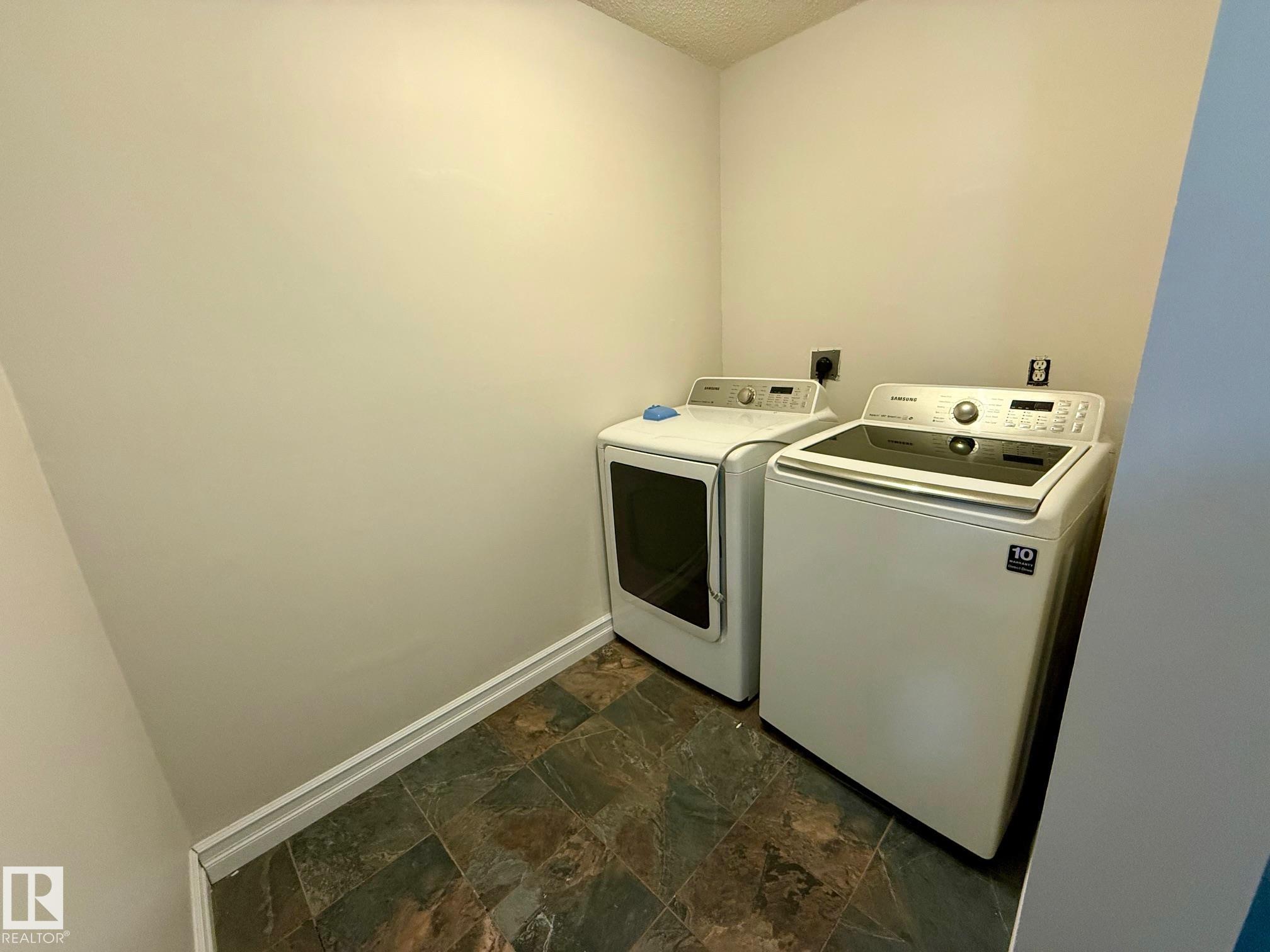 Photo 11 at 3 - 10836 116 Street NW, Queen Mary Park, Edmonton