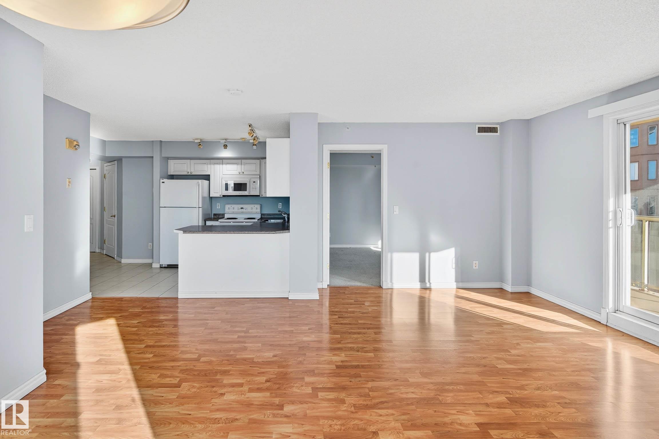 Photo 21 at 804 - 10909 103 Avenue NW, Downtown, Edmonton