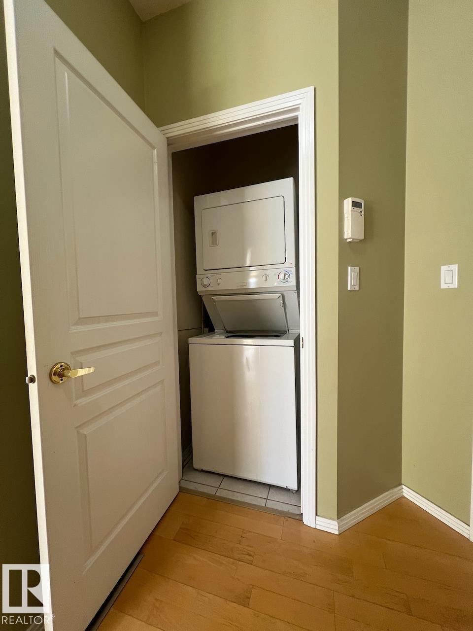 Photo 8 at 532 - 10023 110 Street NW, Wîhkwêntôwin, Edmonton
