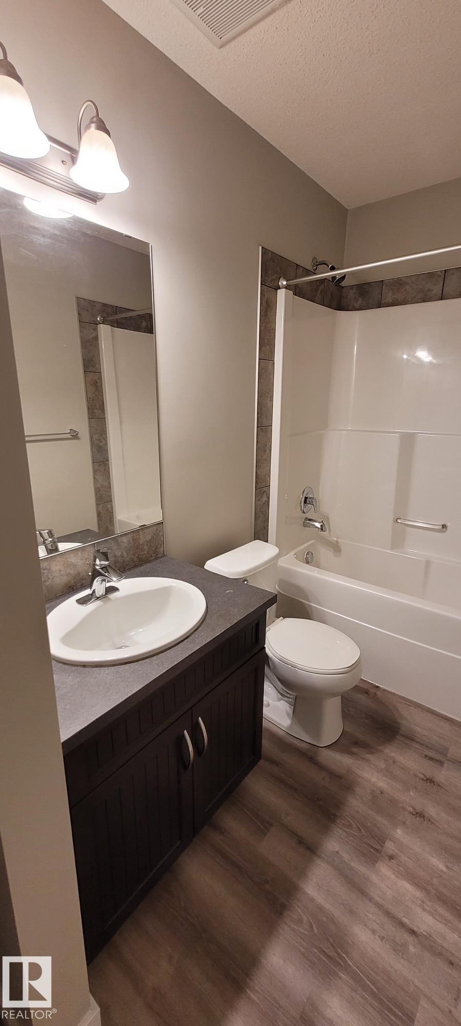 Photo 16 at 196, 142 Selkirk Place, Suntree, Leduc