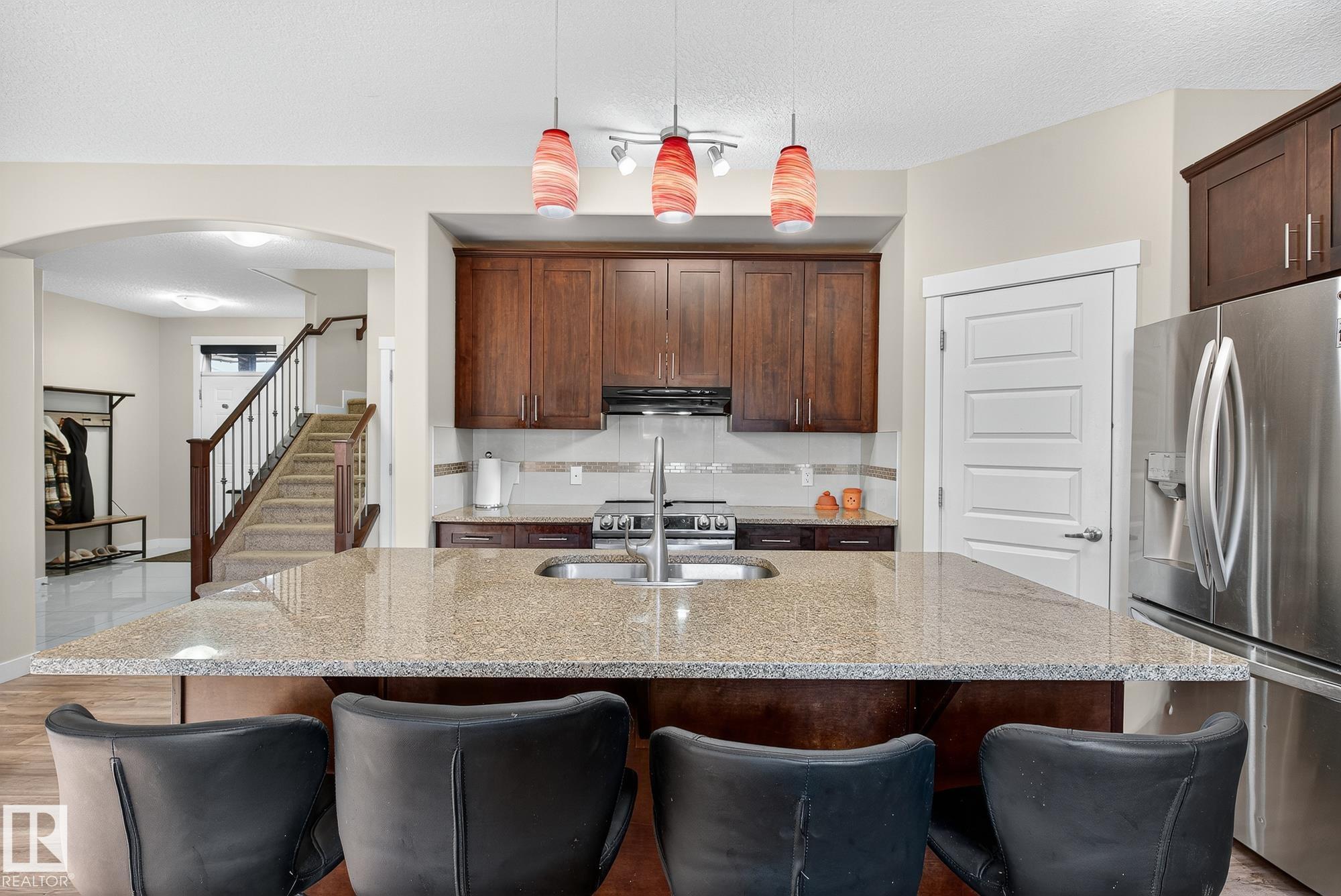 Photo 20 at 22 Shorewood Crescent, Bridgeport, Leduc