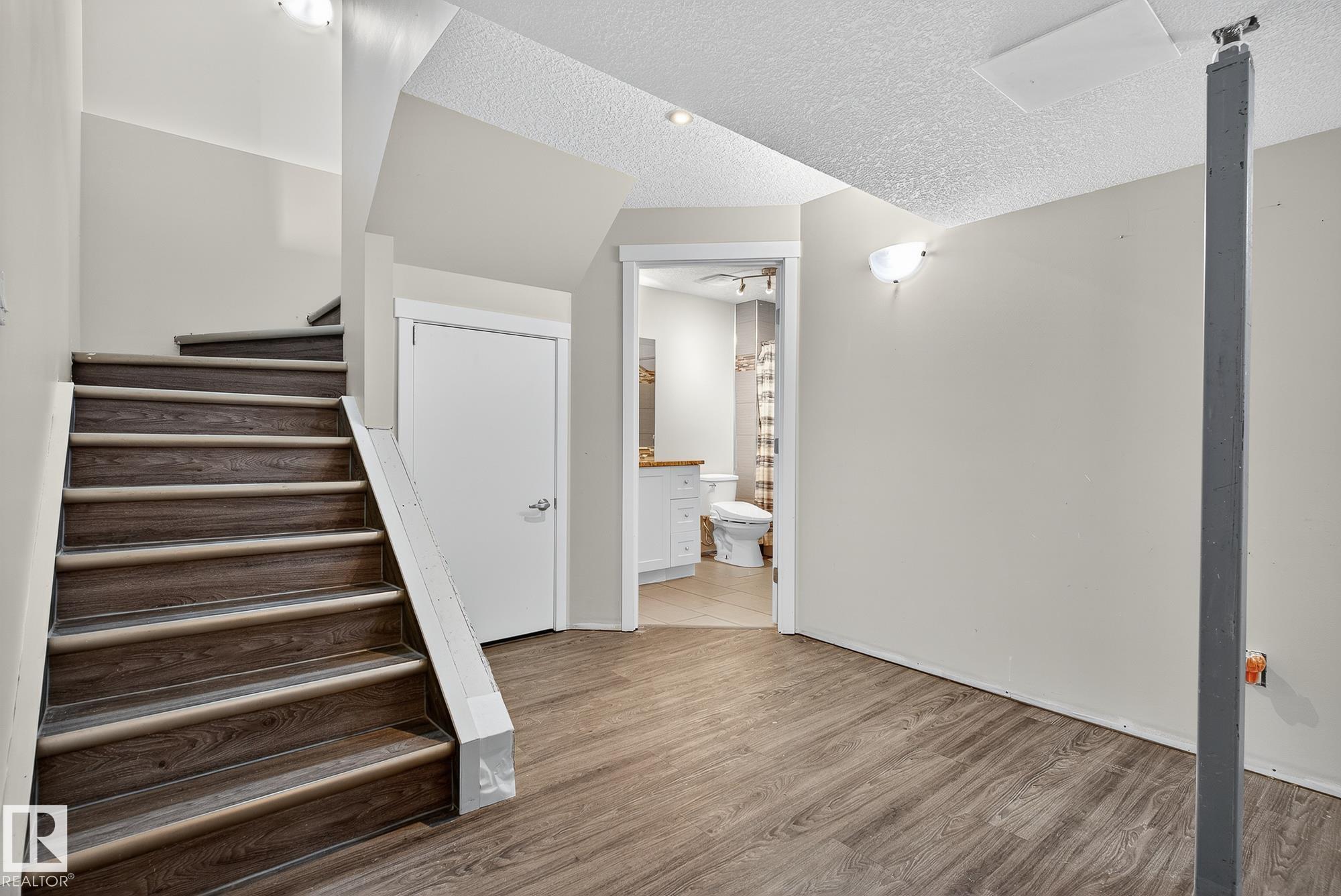 Photo 47 at 22 Shorewood Crescent, Bridgeport, Leduc