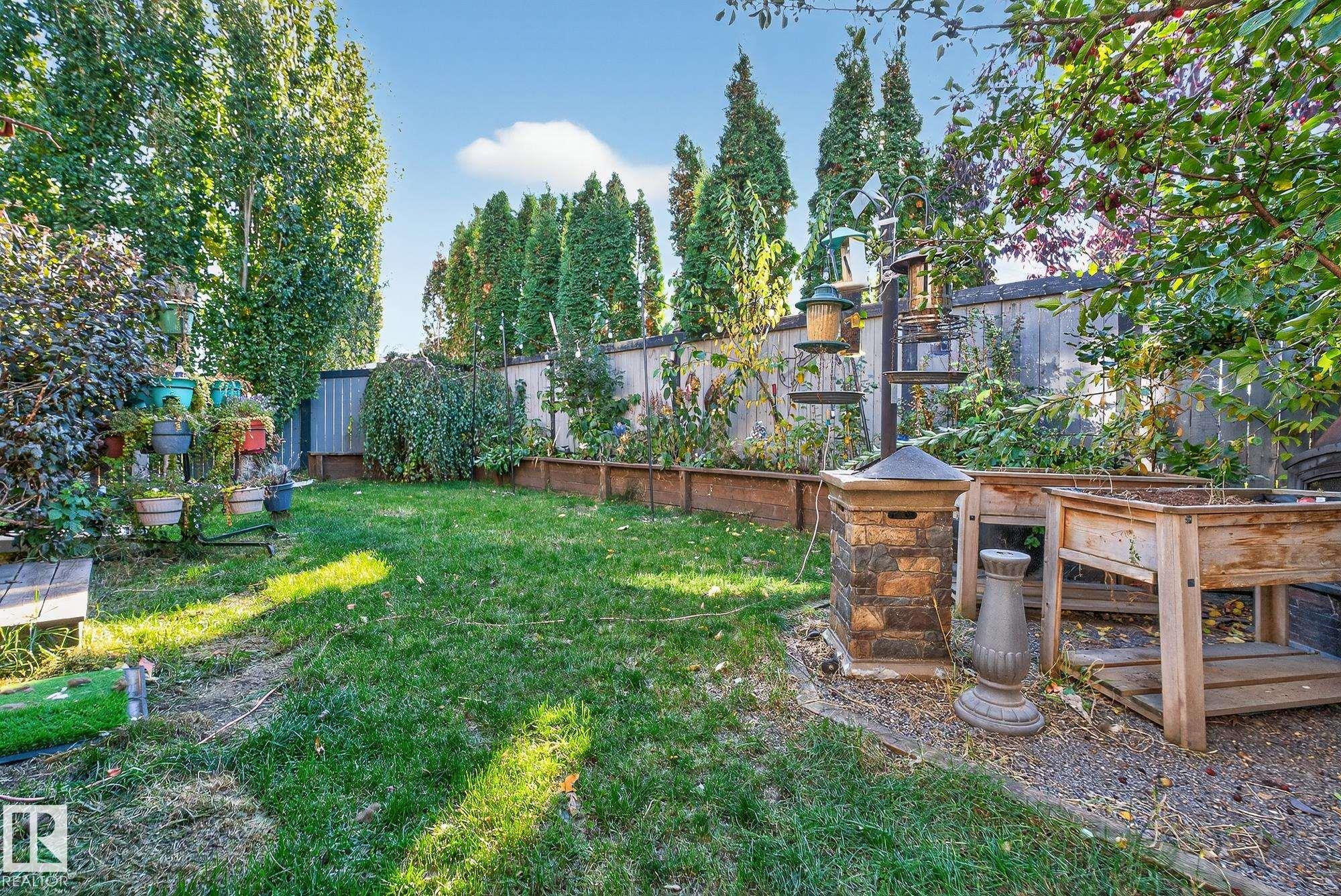 Photo 57 at 22 Shorewood Crescent, Bridgeport, Leduc