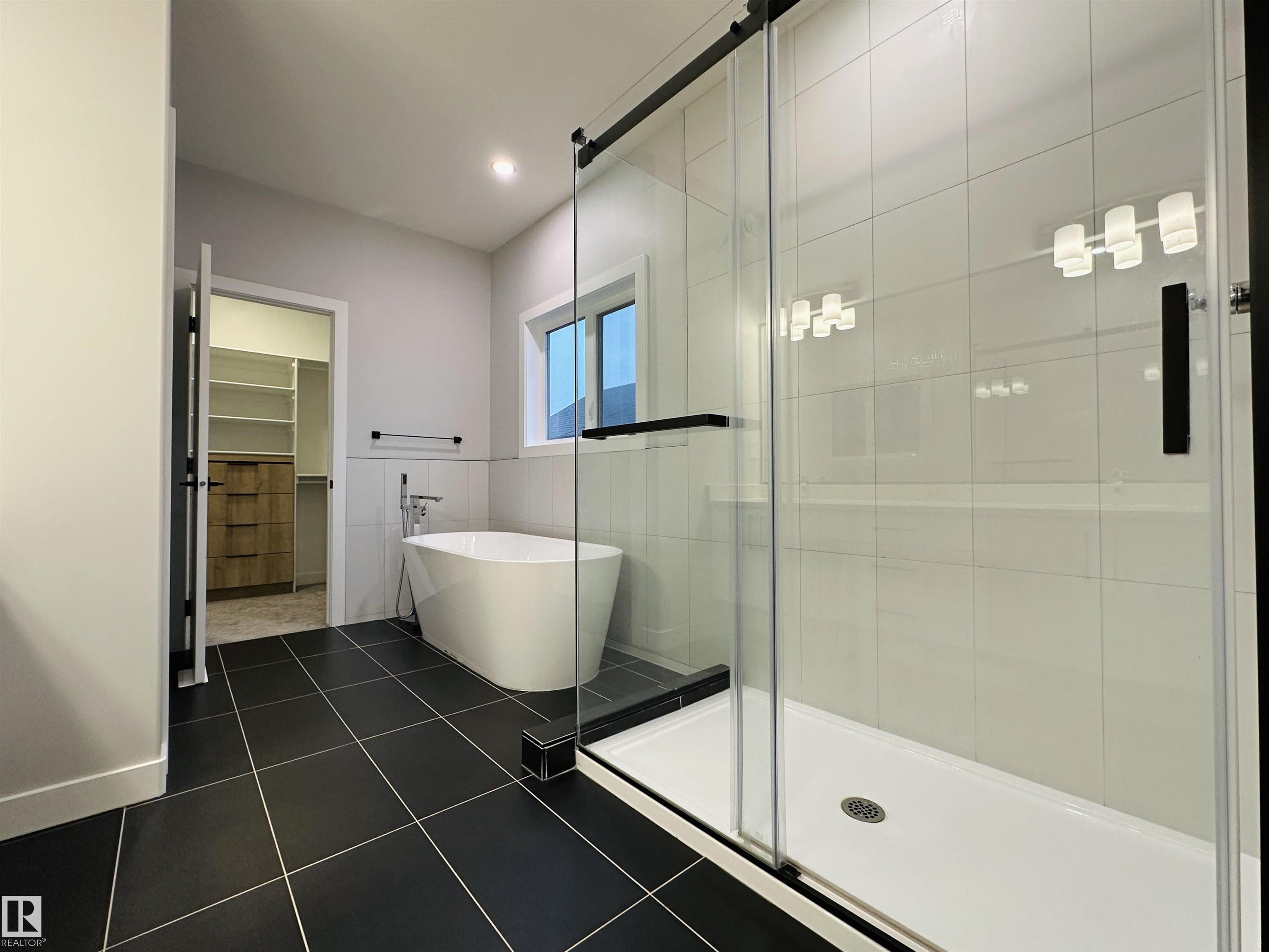 Photo 39 at 22 Timbre Way, Tonewood, Spruce Grove