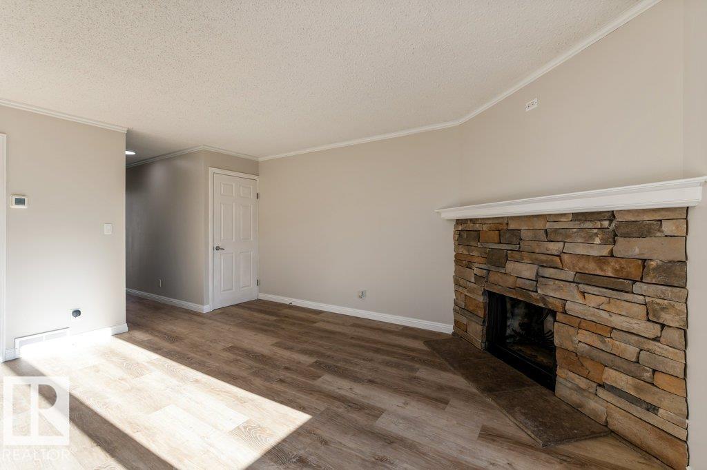 Photo 2 at 44 Akinsdale gardens, Akinsdale, St. Albert