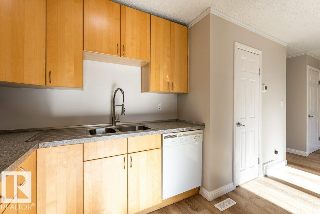 Photo 12 at 44 Akinsdale gardens, Akinsdale, St. Albert