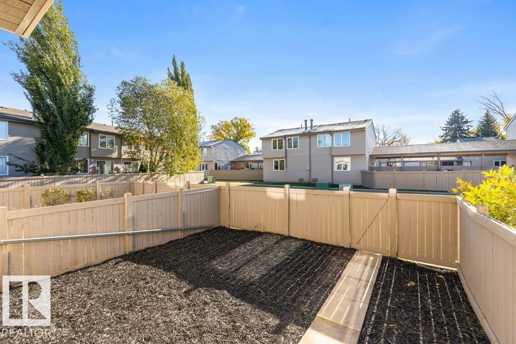 Photo 33 at 44 Akinsdale gardens, Akinsdale, St. Albert